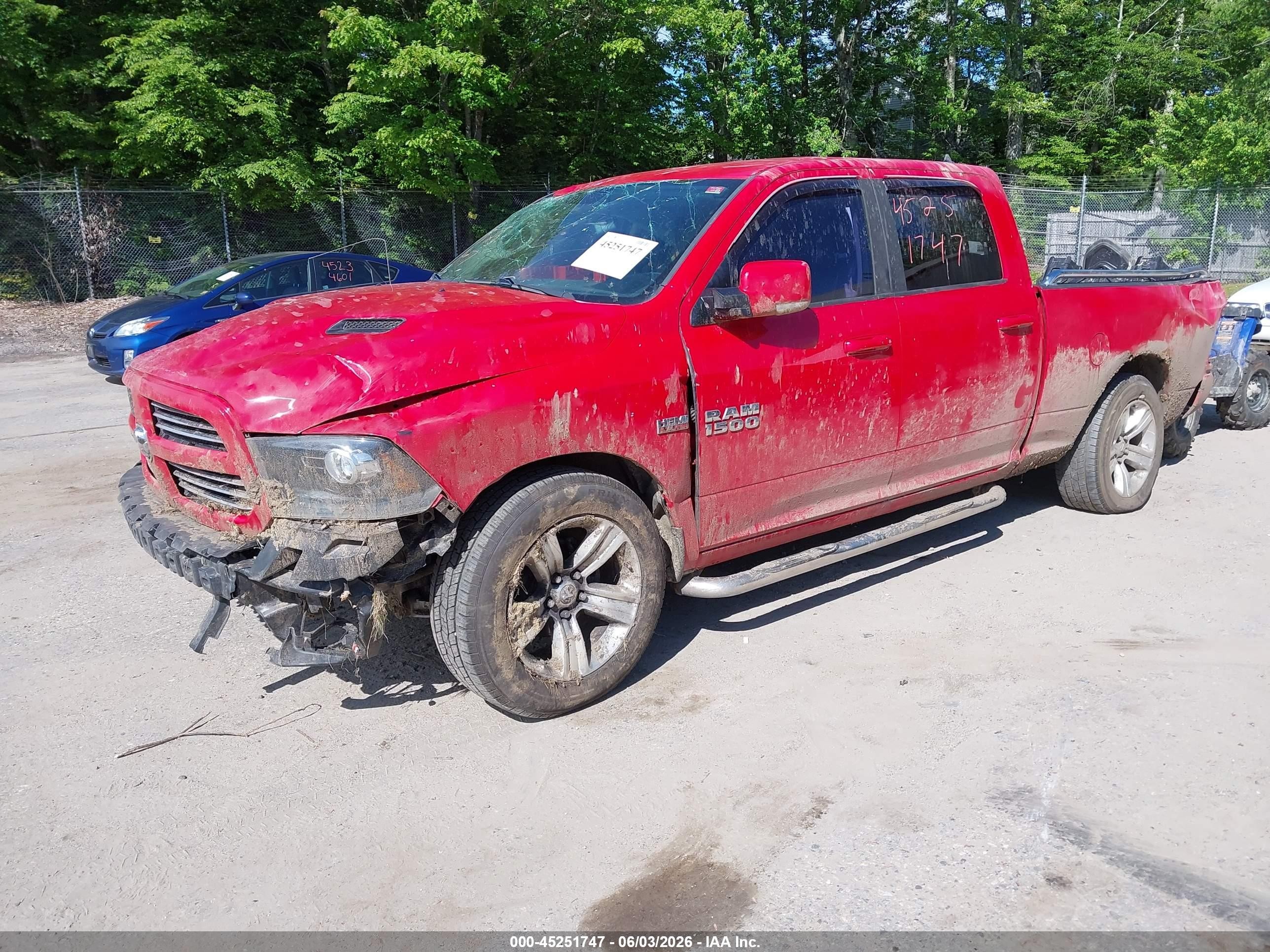 2013 Ram 1500 Sport Красный vin: 1C6RR7UT2DS662870