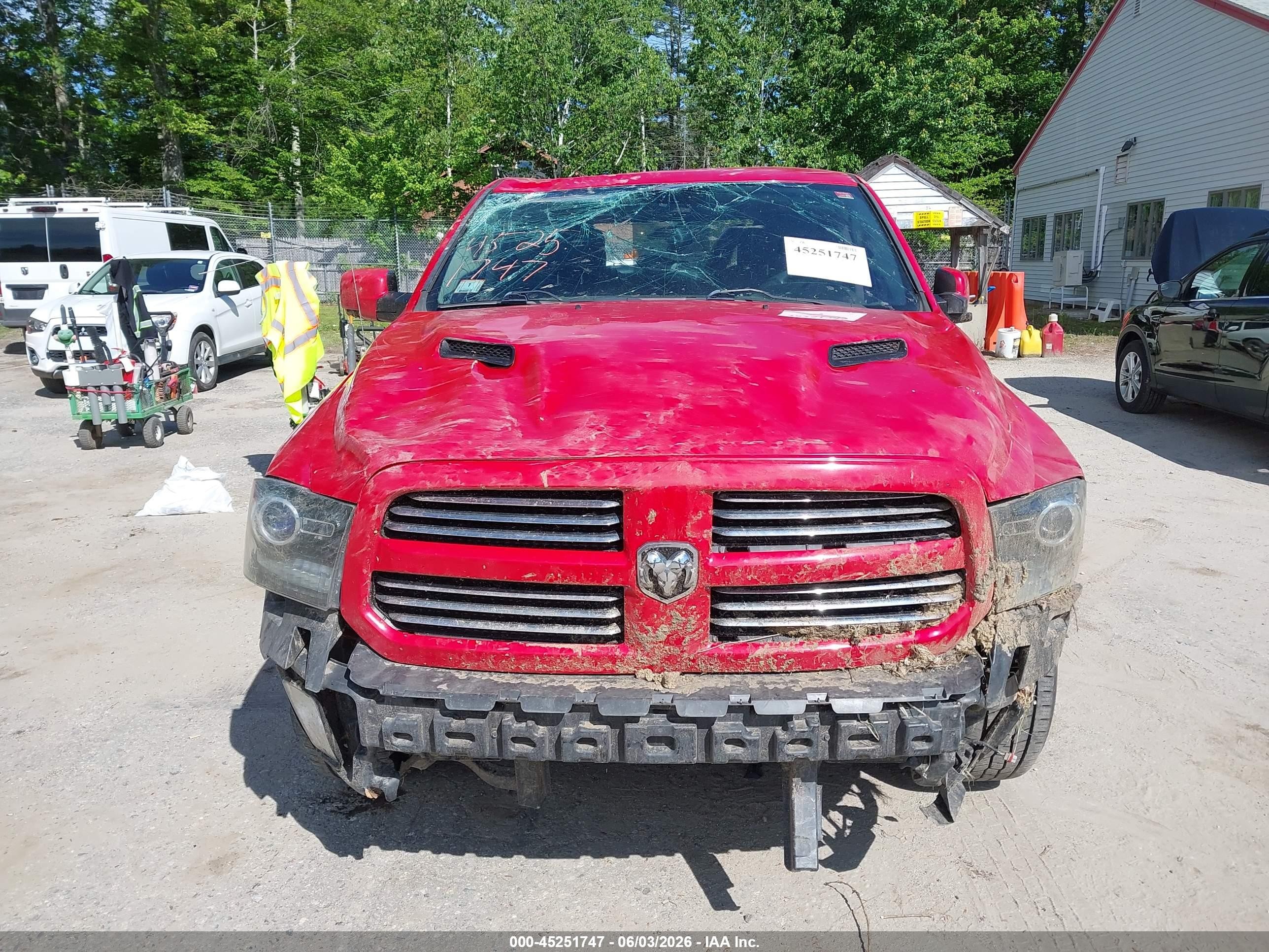2013 Ram 1500 Sport Красный vin: 1C6RR7UT2DS662870