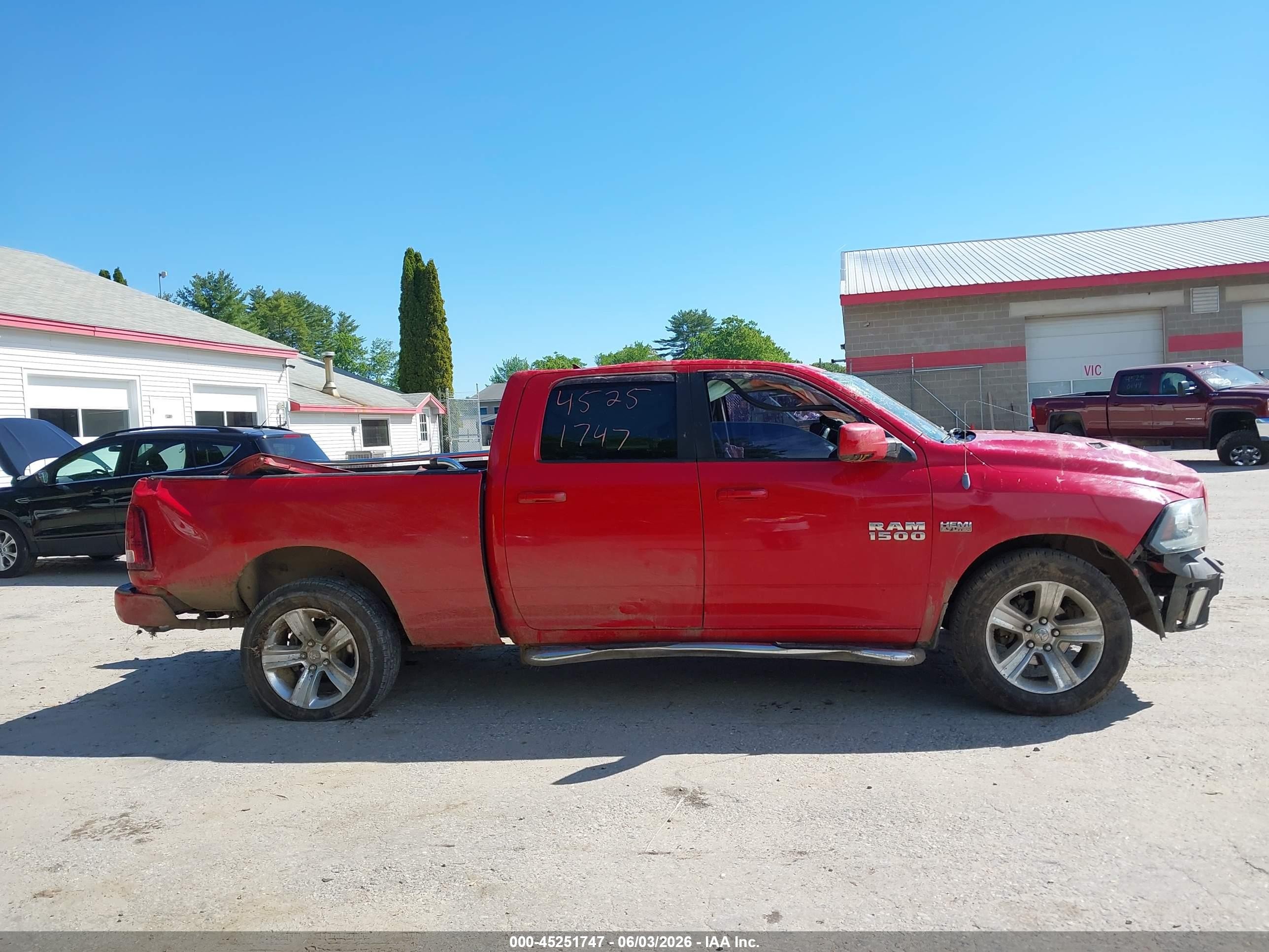 2013 Ram 1500 Sport Красный vin: 1C6RR7UT2DS662870