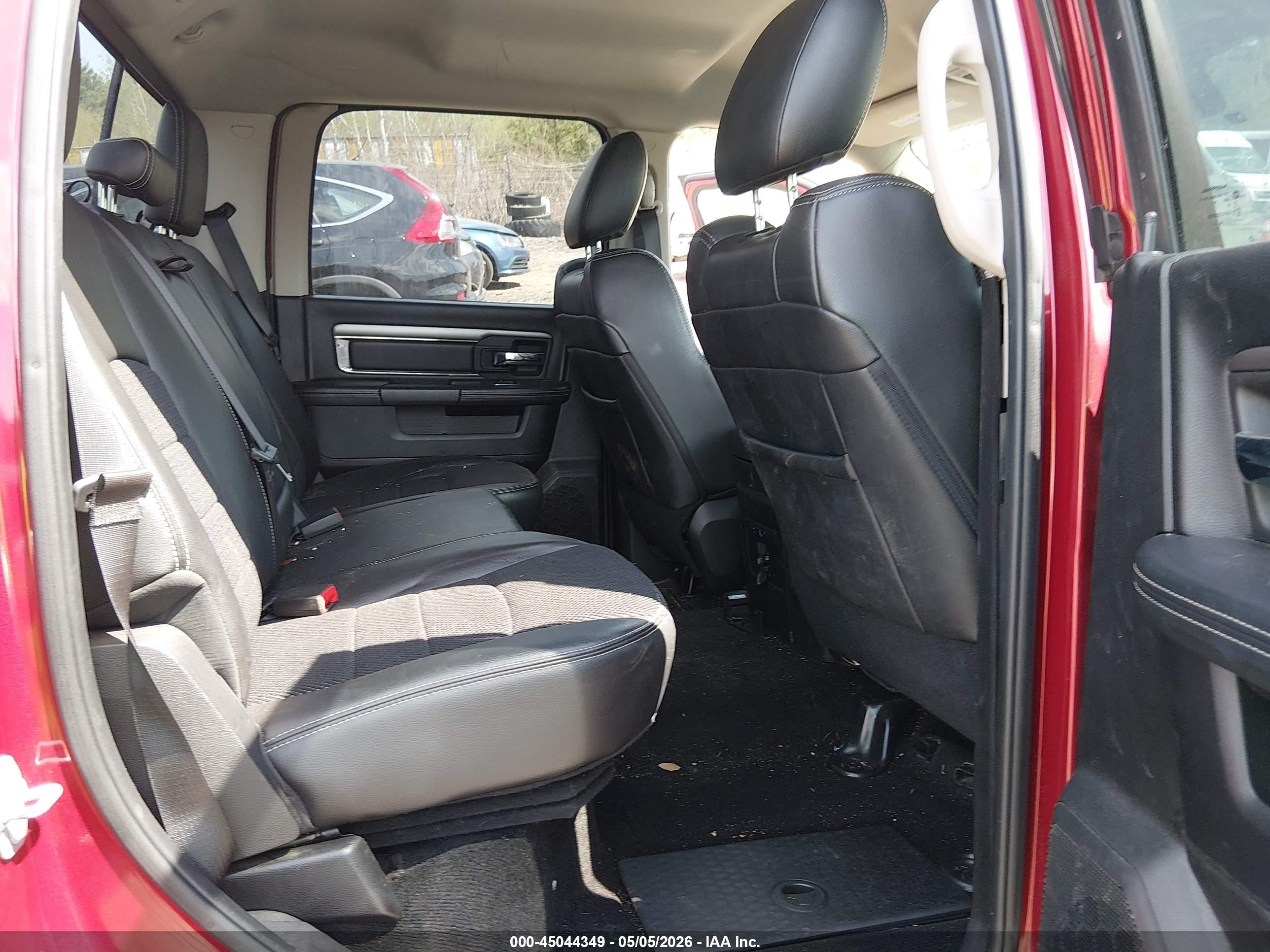 2015 Ram 1500 Sport Бордовый vin: 1C6RR7UT2FS571276
