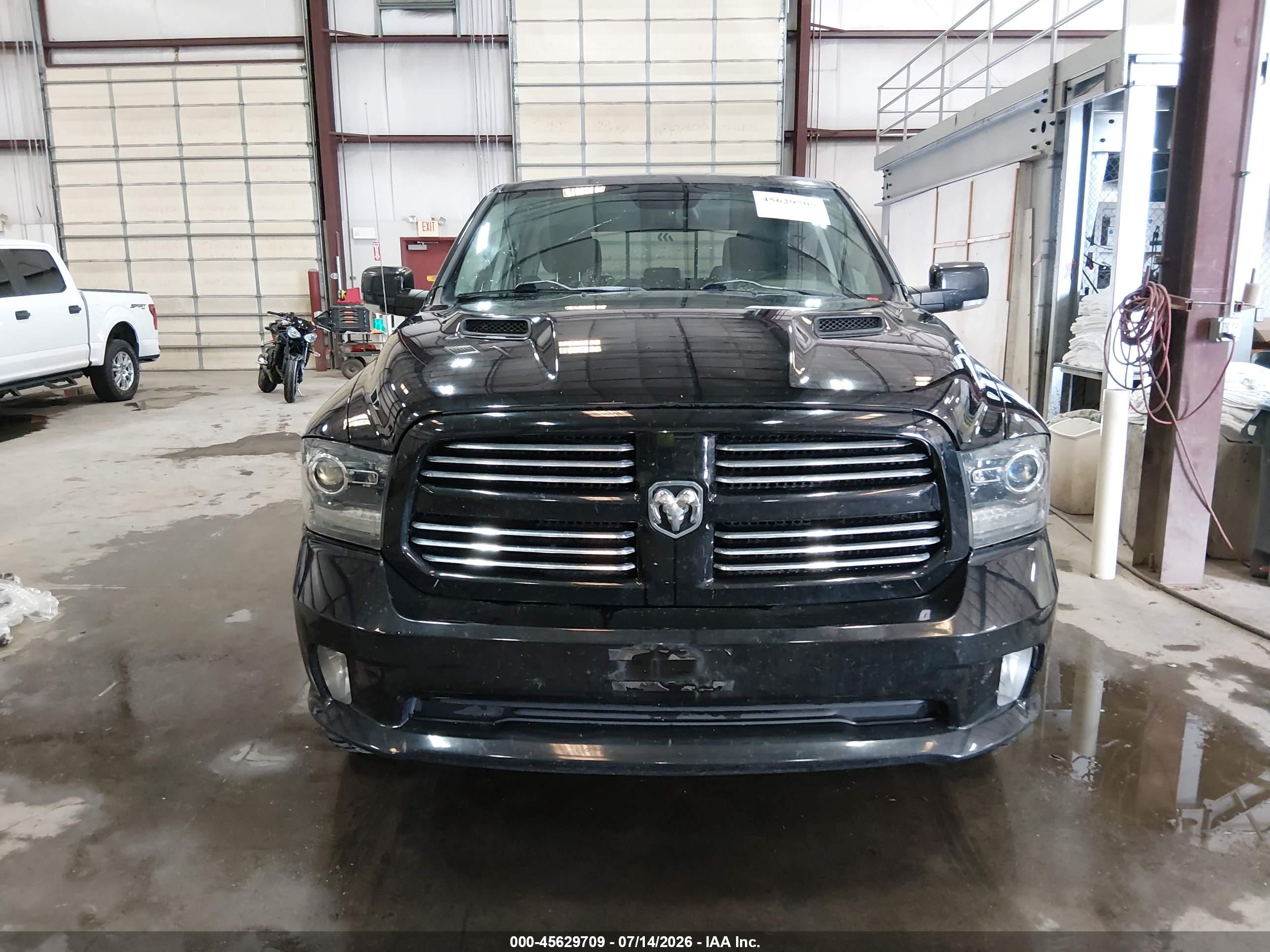 2015 Ram 1500 Sport Black vin: 1C6RR7UT3FS504380