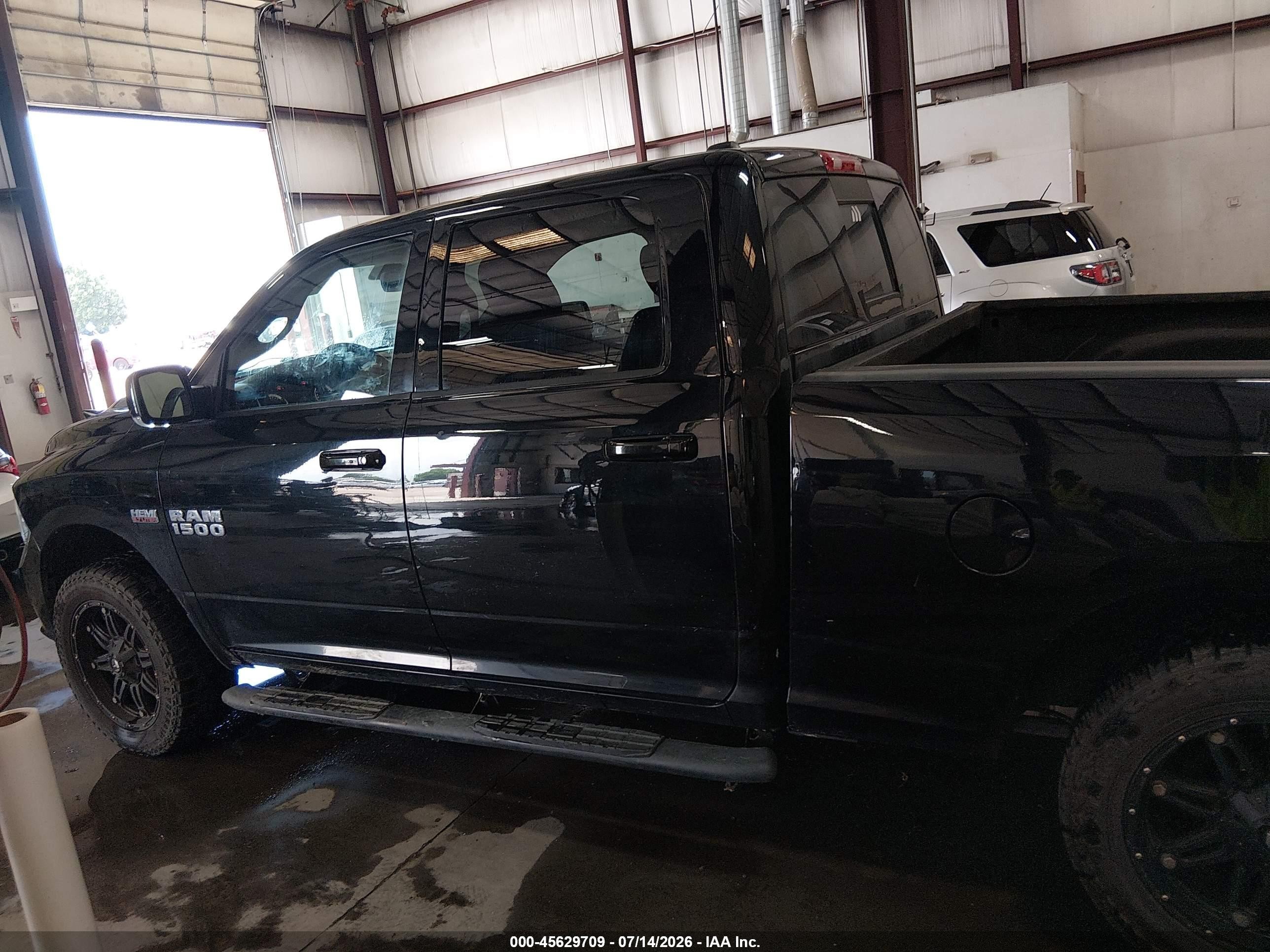 2015 Ram 1500 Sport Black vin: 1C6RR7UT3FS504380