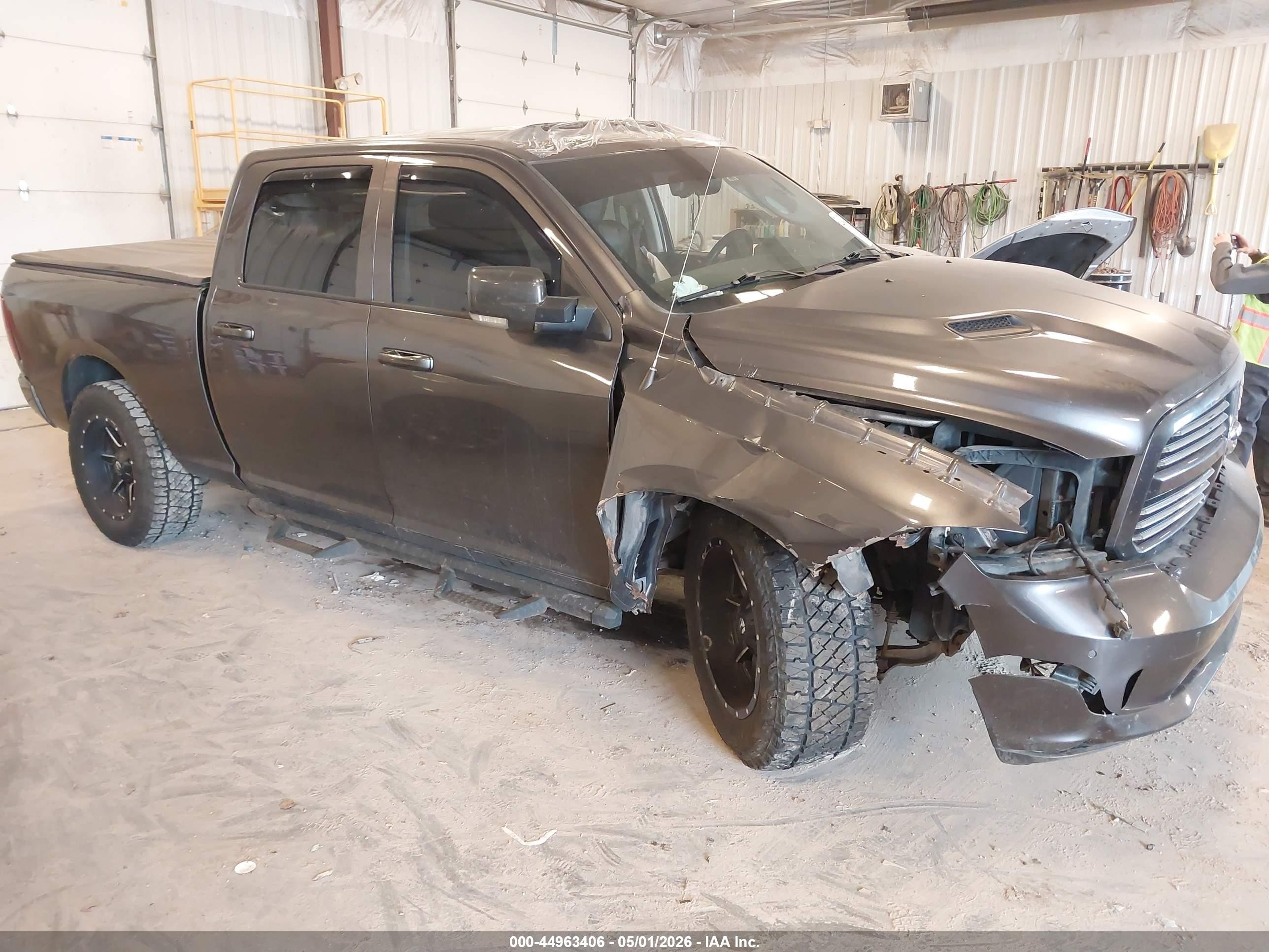 2015 Ram 1500 Sport Серый vin: 1C6RR7UT4FS533905