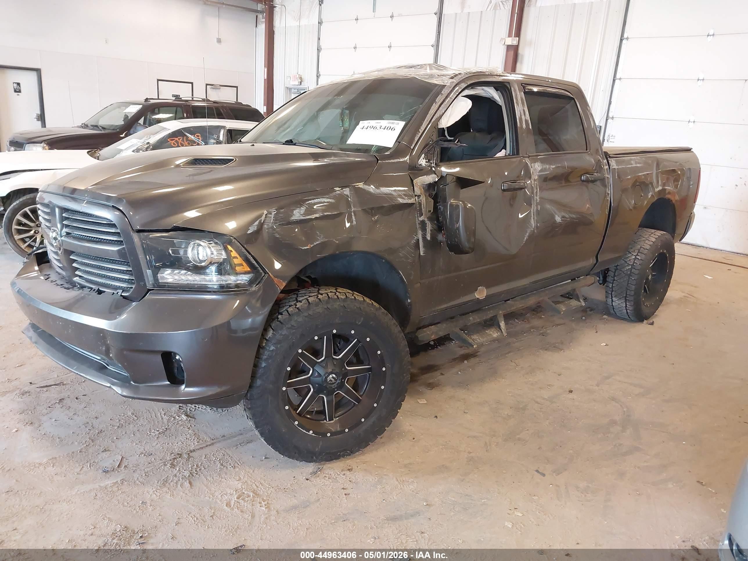 2015 Ram 1500 Sport Серый vin: 1C6RR7UT4FS533905
