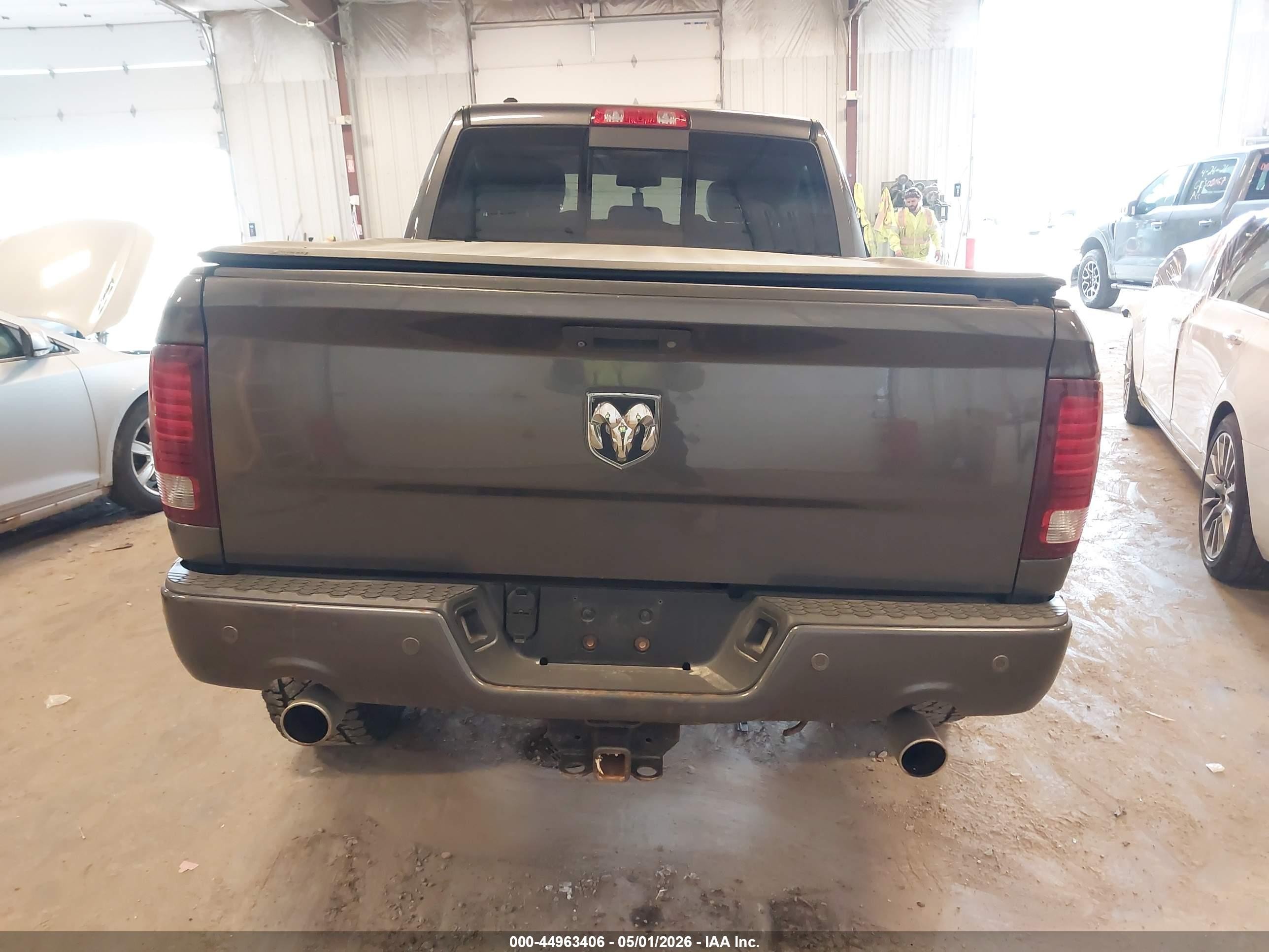 2015 Ram 1500 Sport Серый vin: 1C6RR7UT4FS533905