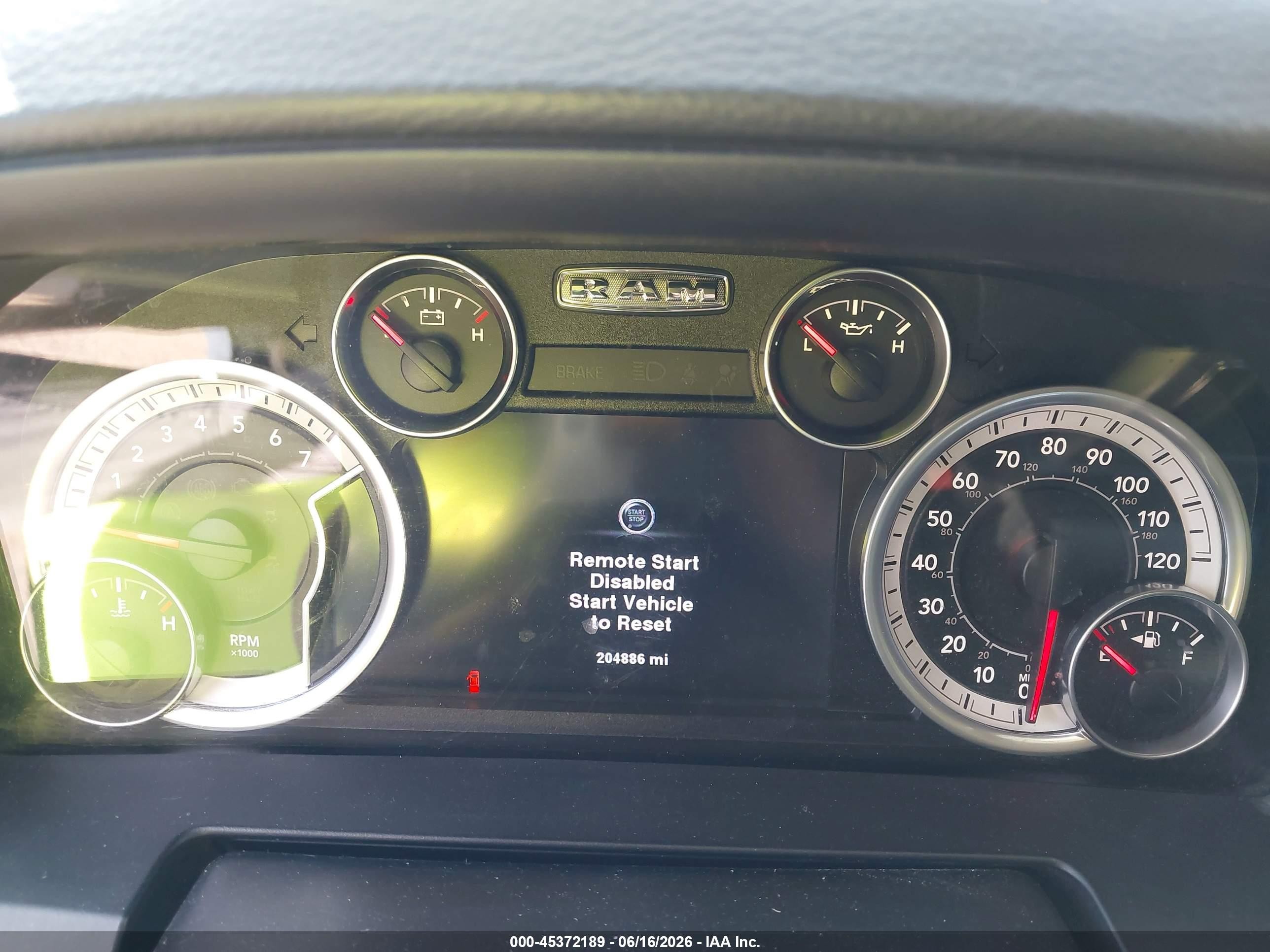 2014 Ram 1500 Sport White vin: 1C6RR7UT5ES414484