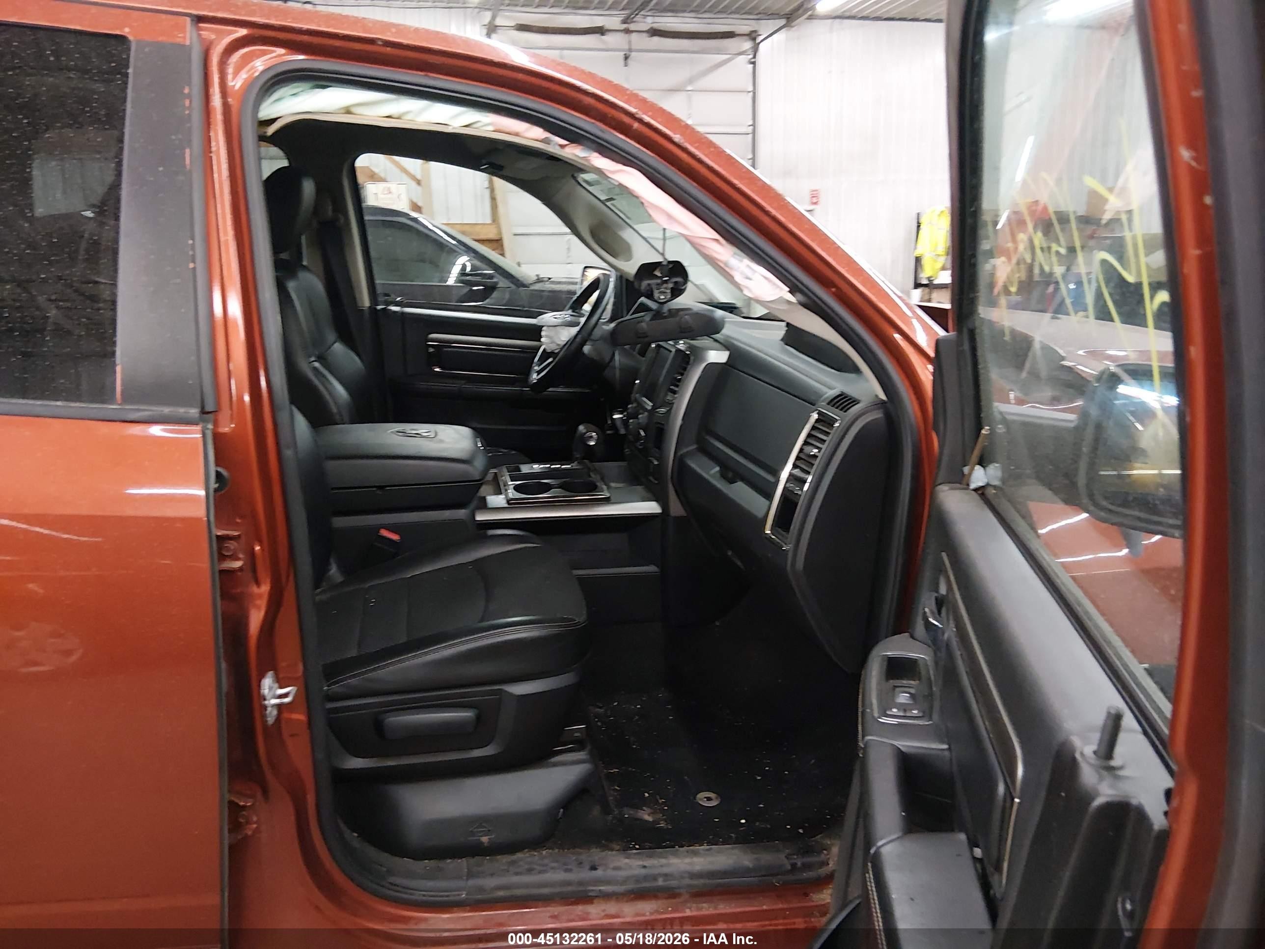 2013 Ram 1500 Sport Orange vin: 1C6RR7UT6DS663374