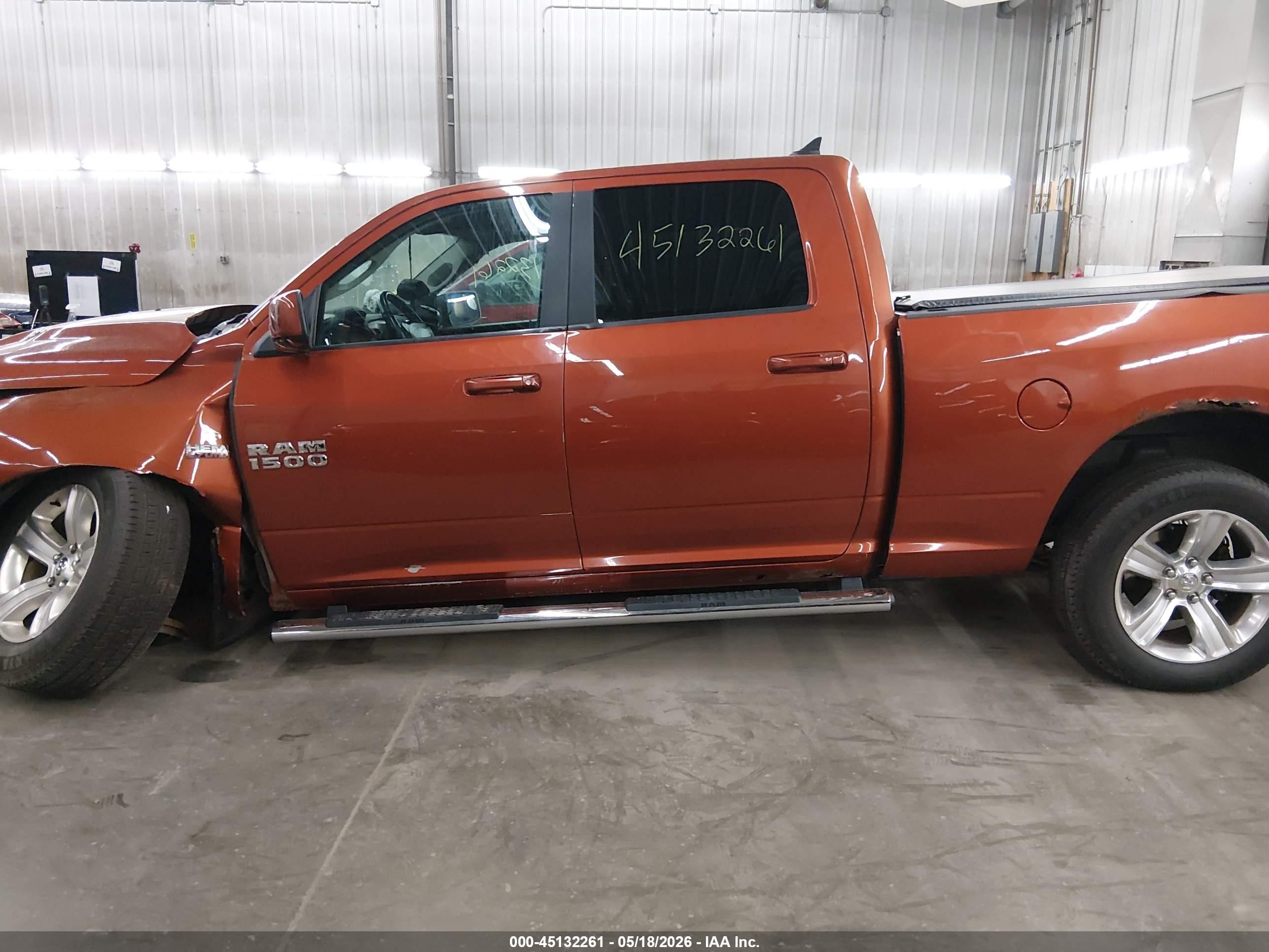 2013 Ram 1500 Sport Orange vin: 1C6RR7UT6DS663374