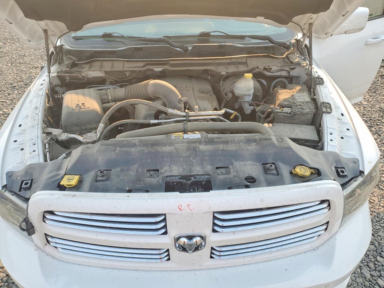 2015 Ram 1500 Sport White vin: 1C6RR7UT6FS585374