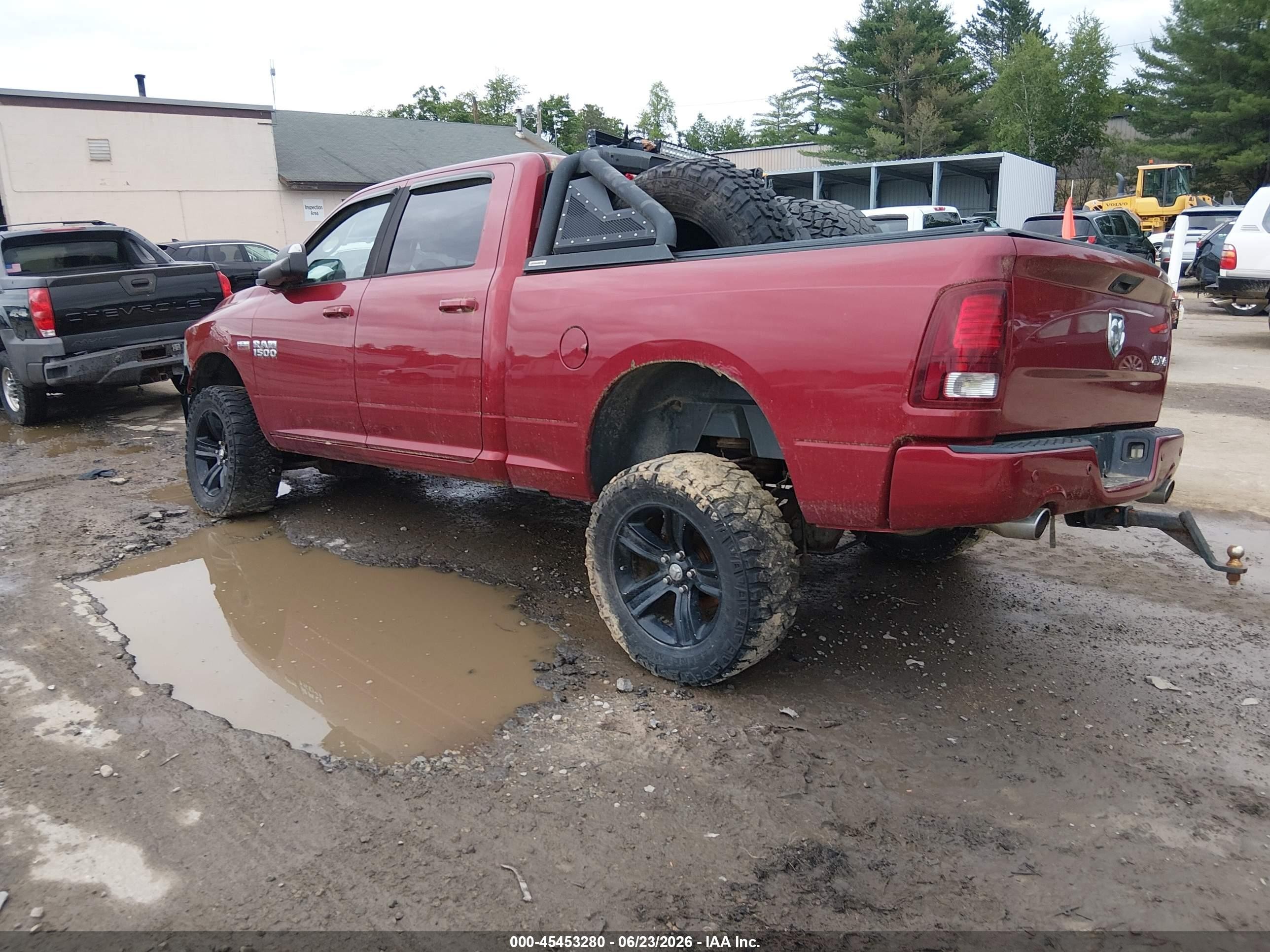 2015 Ram 1500 Sport Red vin: 1C6RR7UT7FS509209