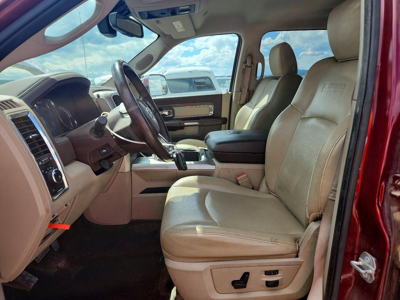 2017 Ram 1500 Laramie Maroon vin: 1C6RR7VM4HS512174
