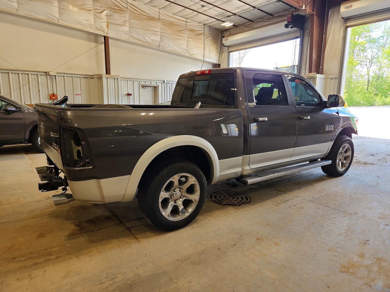 2014 Ram 1500 Laramie Gray vin: 1C6RR7VM5ES265226