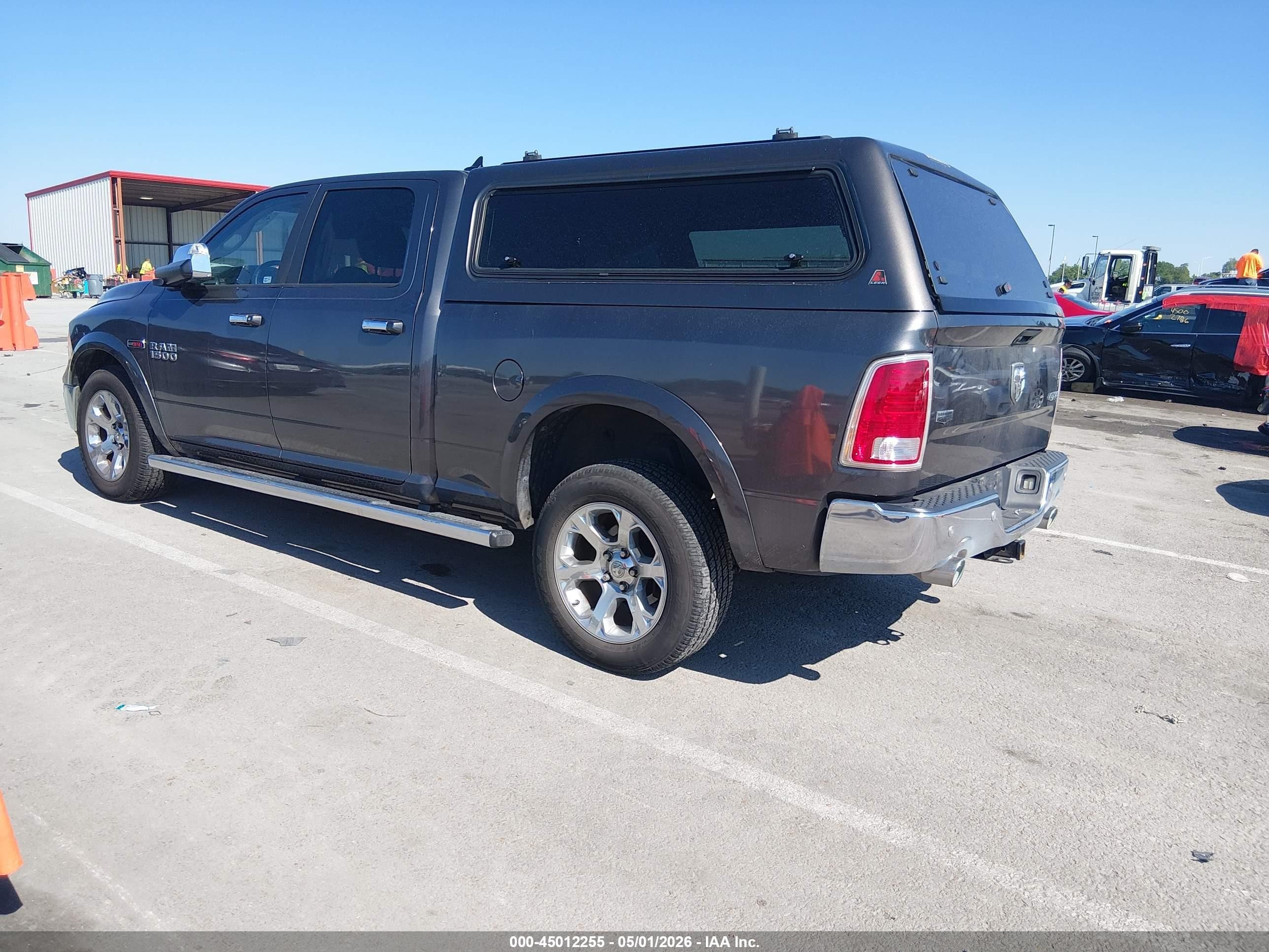 2015 Ram 1500 Laramie Gray vin: 1C6RR7VM6FS544461