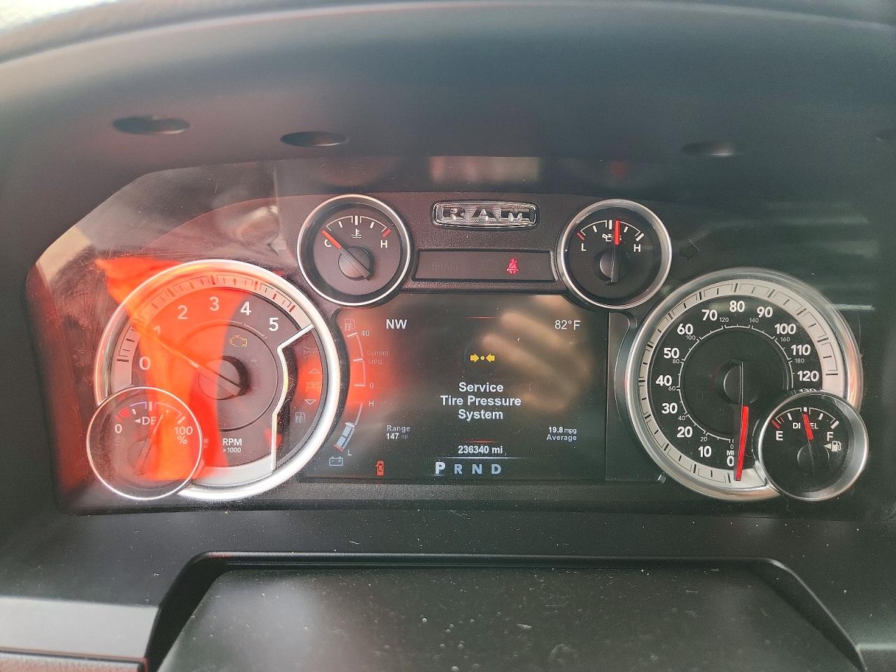 2015 Ram 1500 Laramie Gray vin: 1C6RR7VM6FS663451