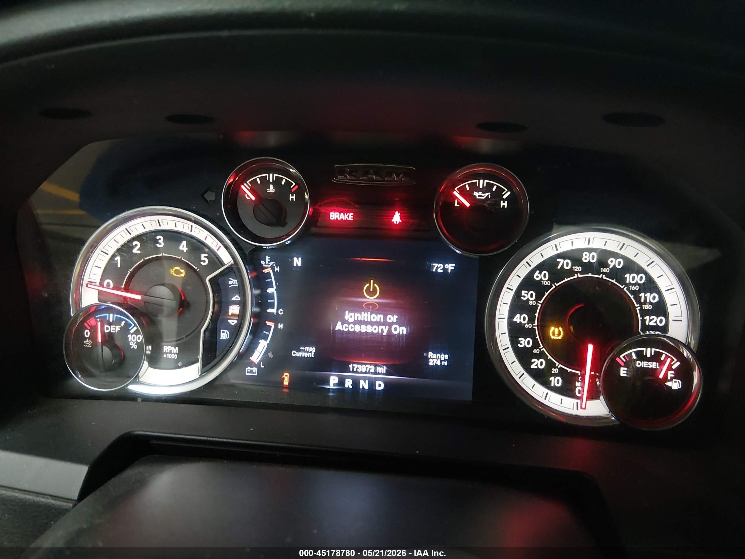 2016 Ram 1500 Laramie White vin: 1C6RR7VM6GS305848