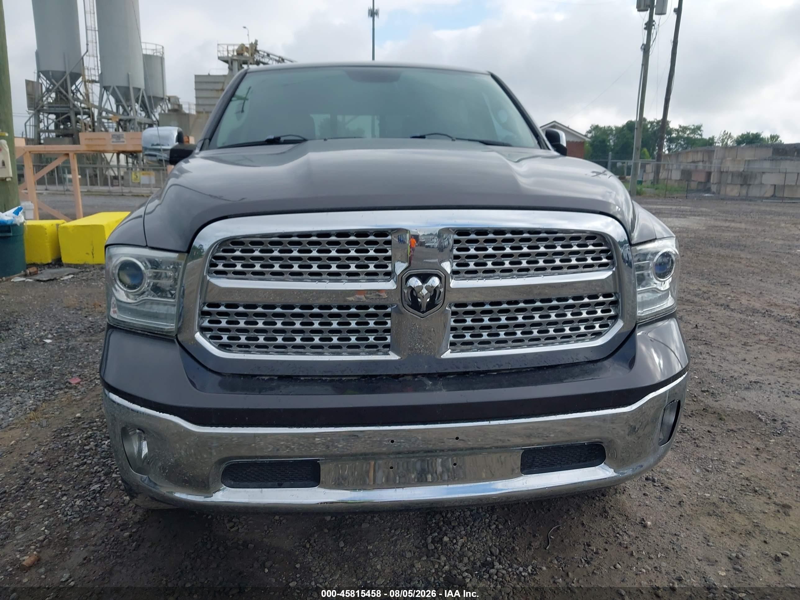 2015 Ram 1500 Laramie Серый vin: 1C6RR7VM8FS557194