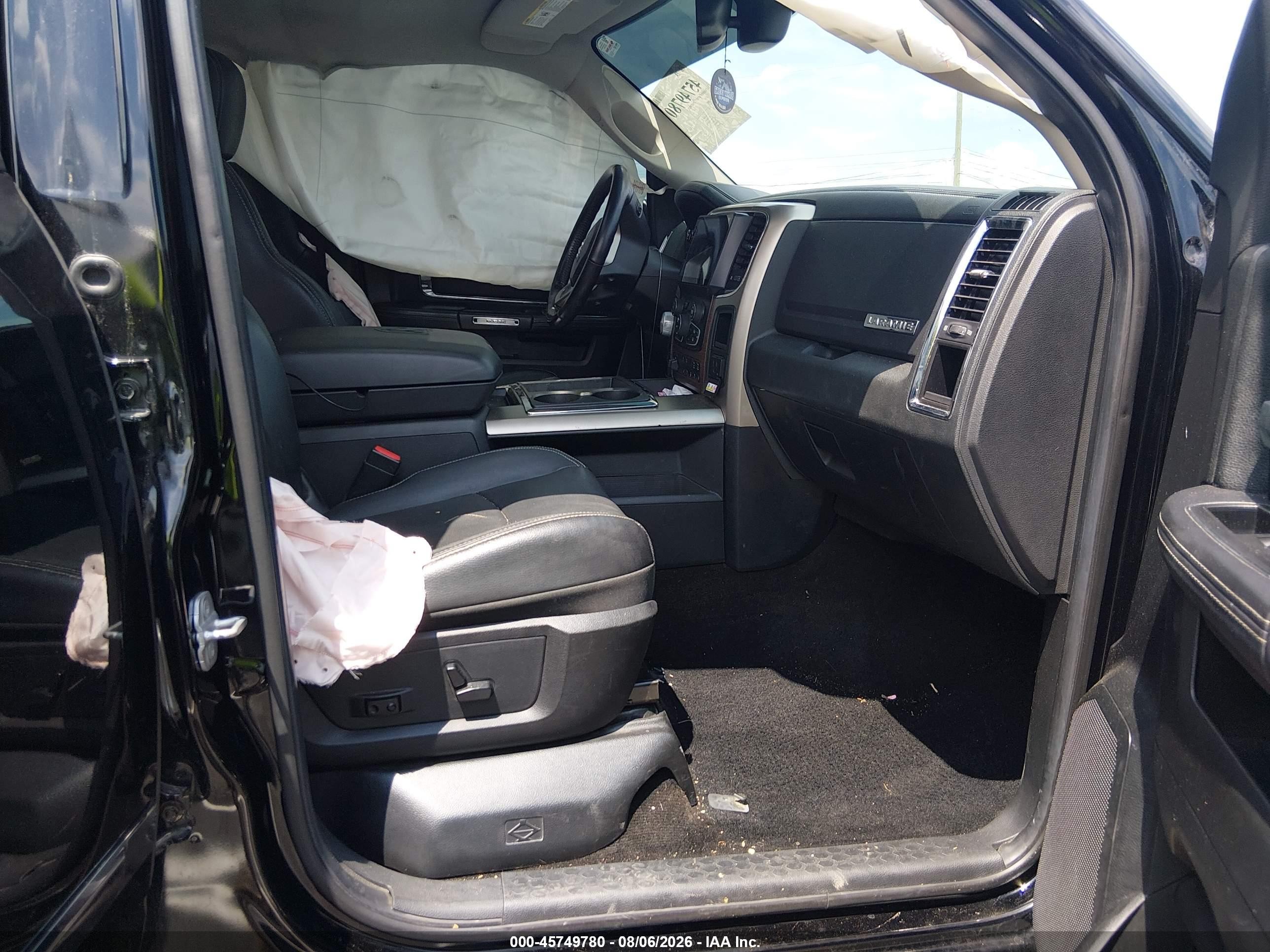 2014 Ram 1500 Laramie Black vin: 1C6RR7VT2ES157895