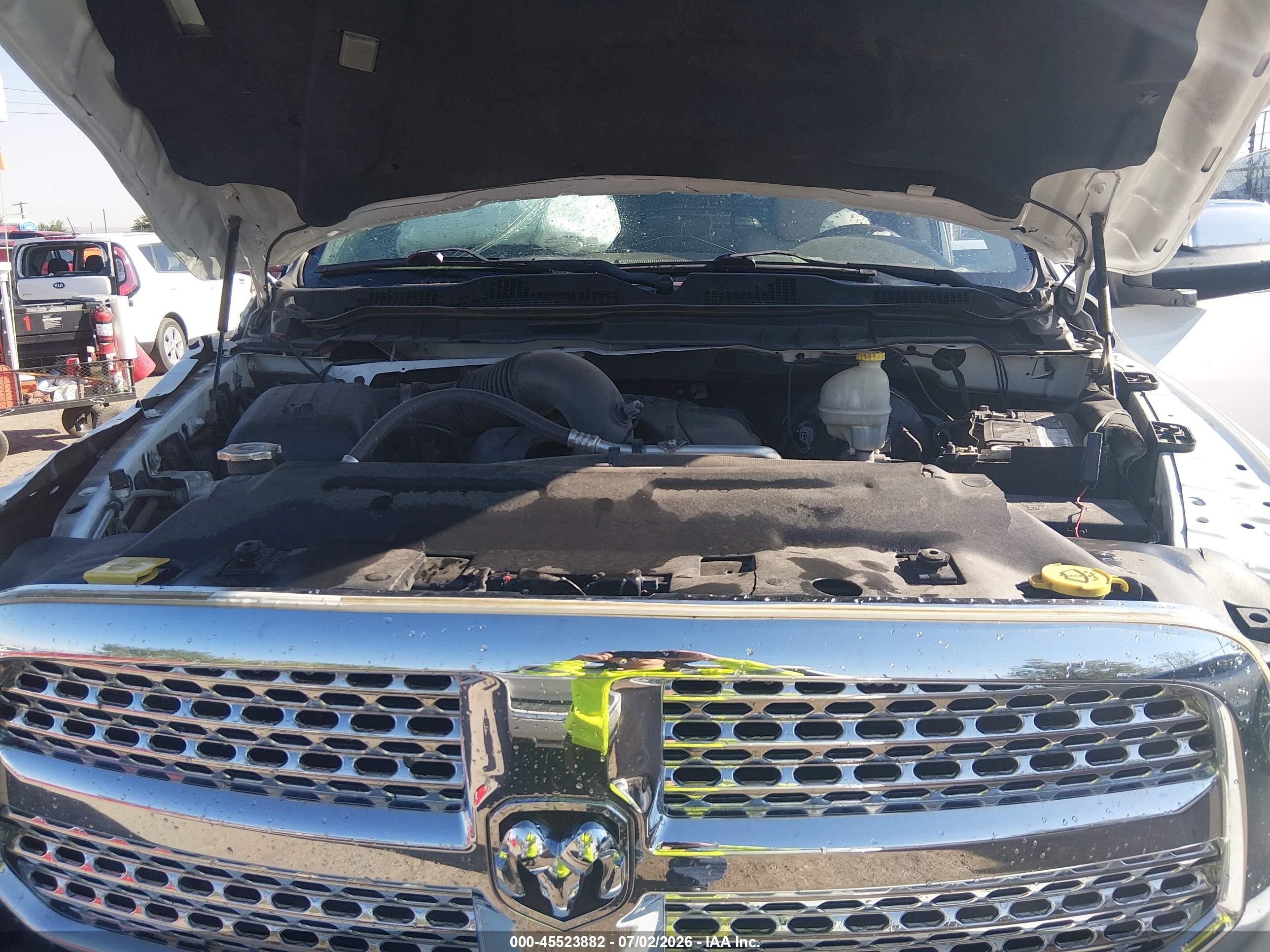 2014 Ram 1500 Laramie White vin: 1C6RR7VT3ES126896