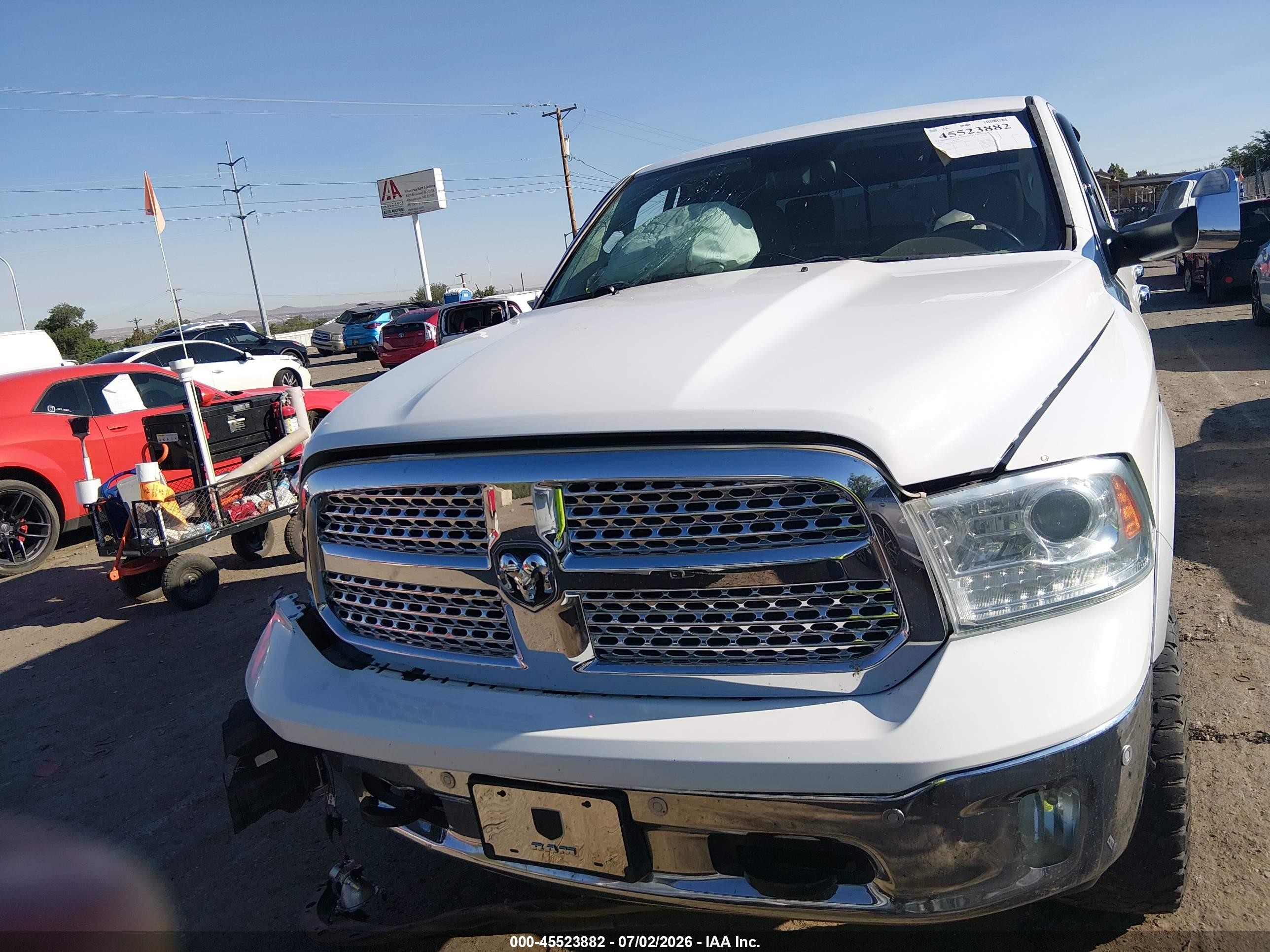 2014 Ram 1500 Laramie White vin: 1C6RR7VT3ES126896