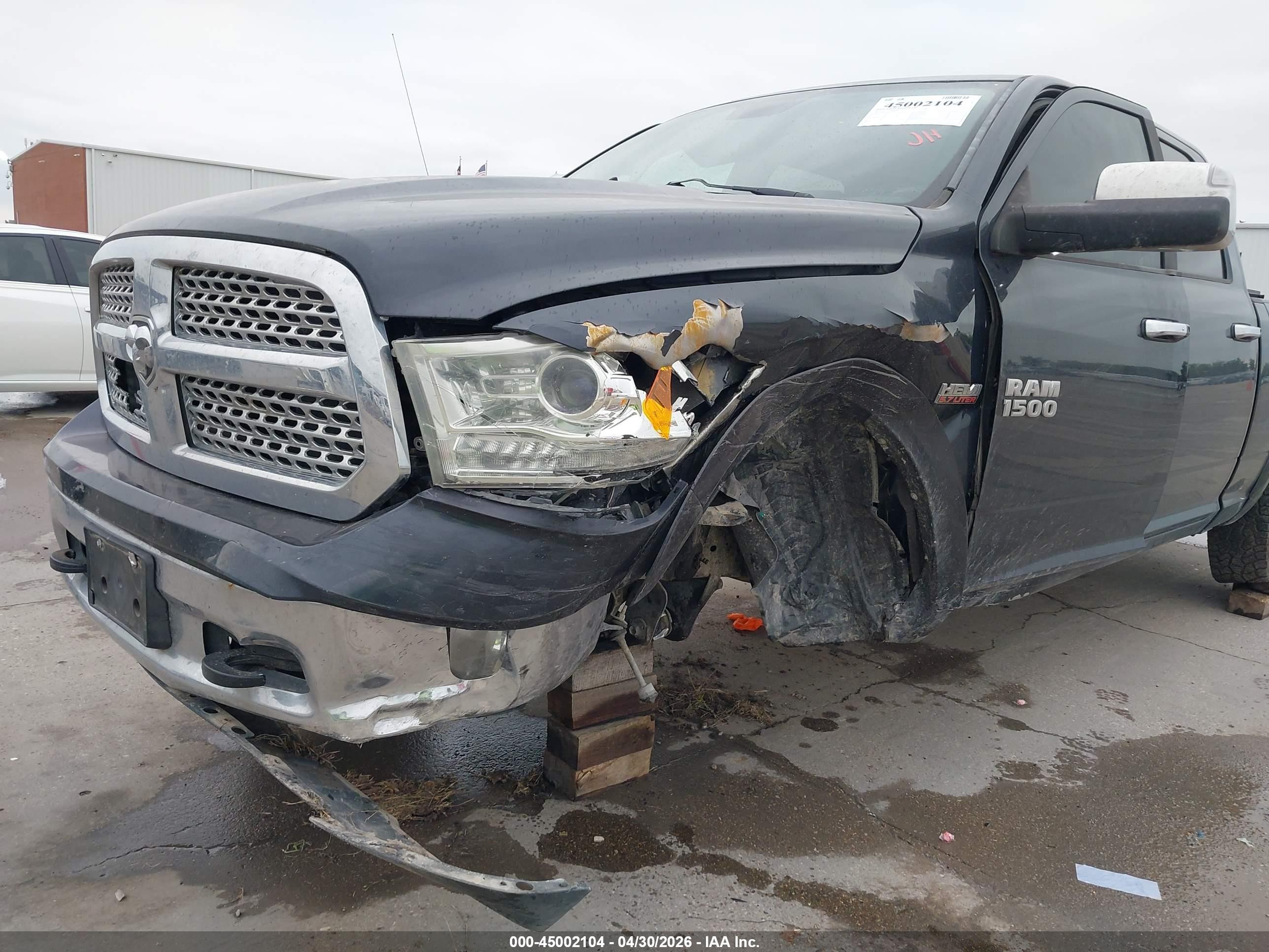 2013 Ram 1500 Laramie Black vin: 1C6RR7VT6DS662711