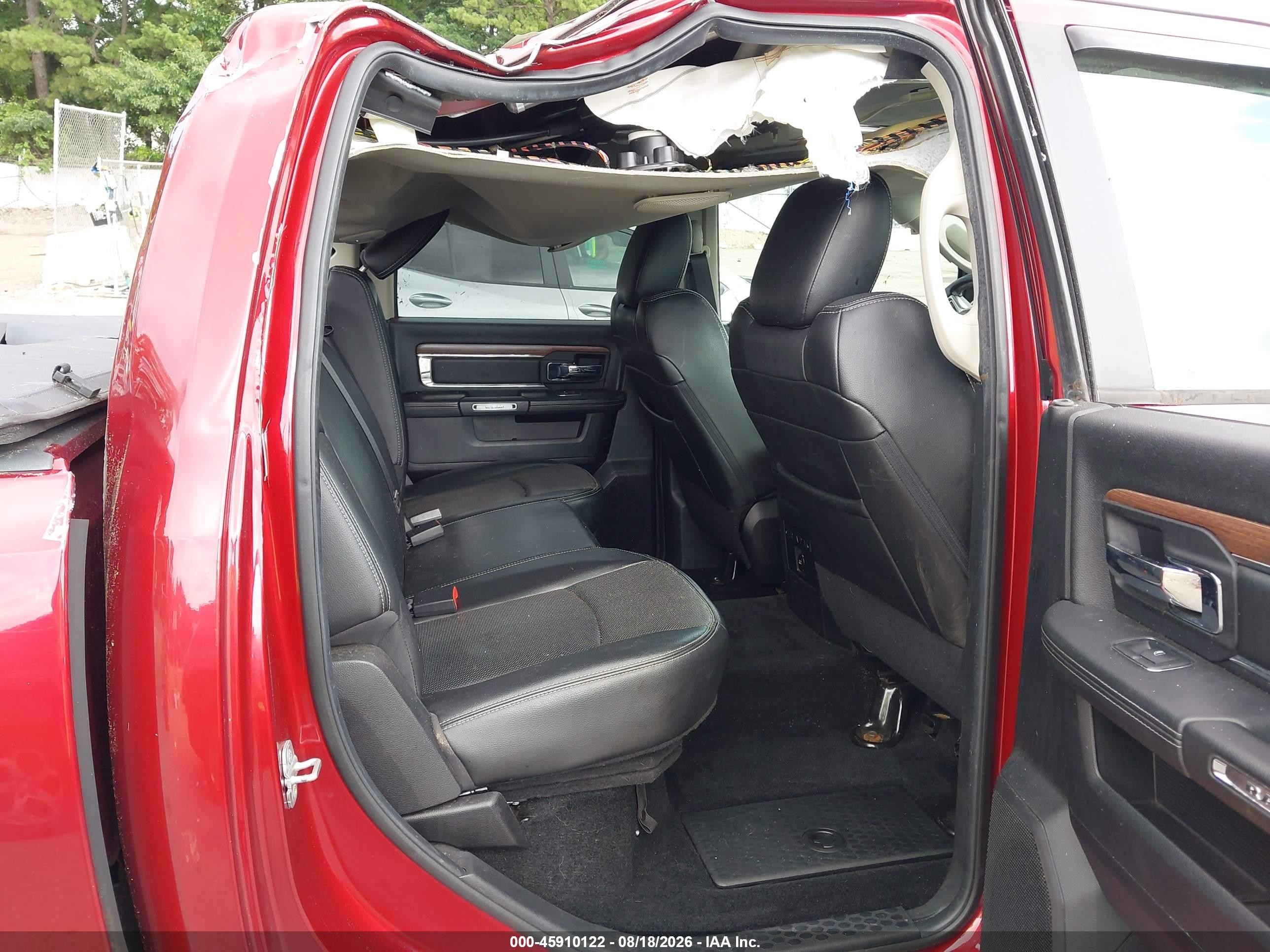 2014 Ram 1500 Laramie Red vin: 1C6RR7VT6ES118808