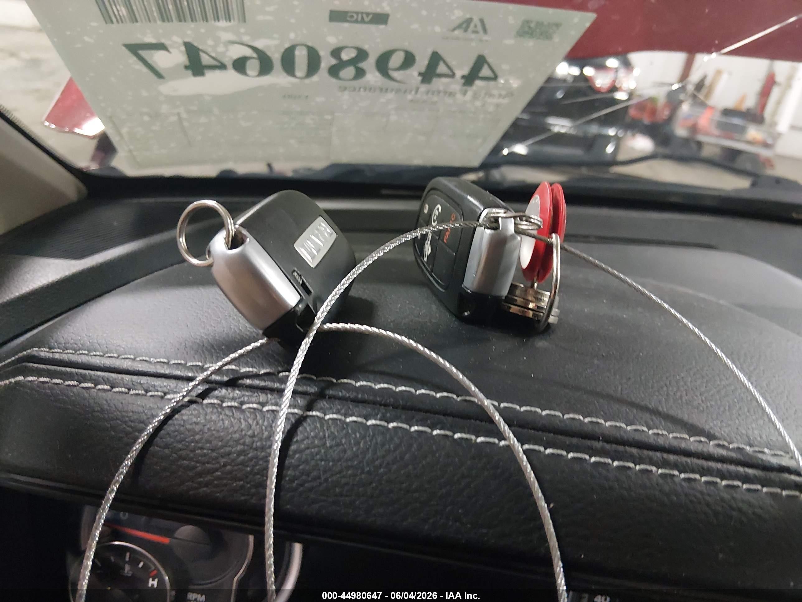 2014 Ram 1500 Laramie Красный vin: 1C6RR7VT7ES143572