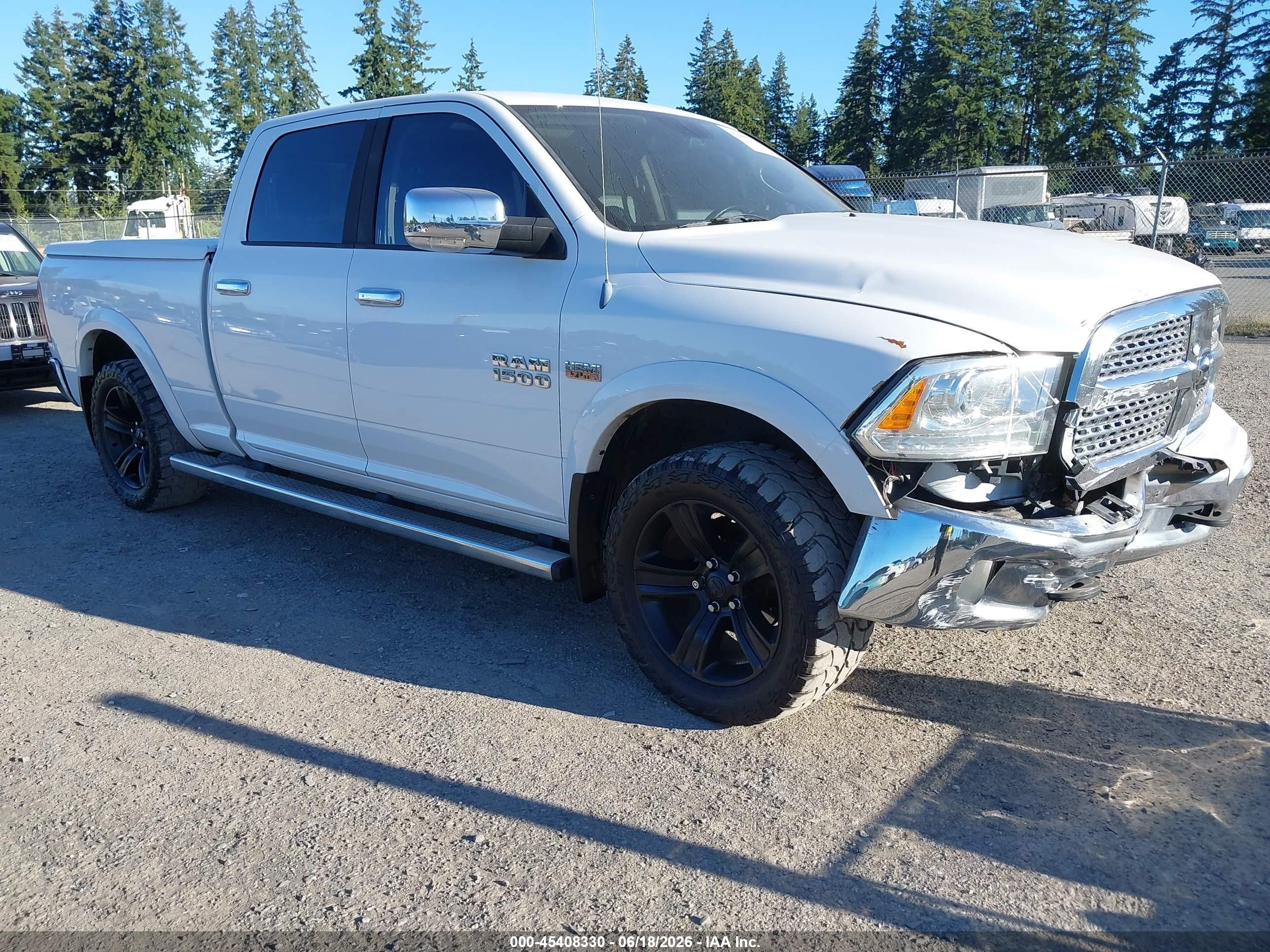 2013 Ram 1500 Laramie White vin: 1C6RR7VT9DS669474
