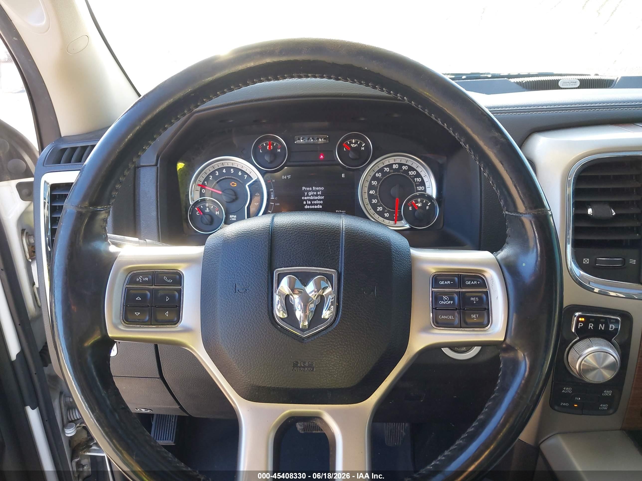 2013 Ram 1500 Laramie White vin: 1C6RR7VT9DS669474