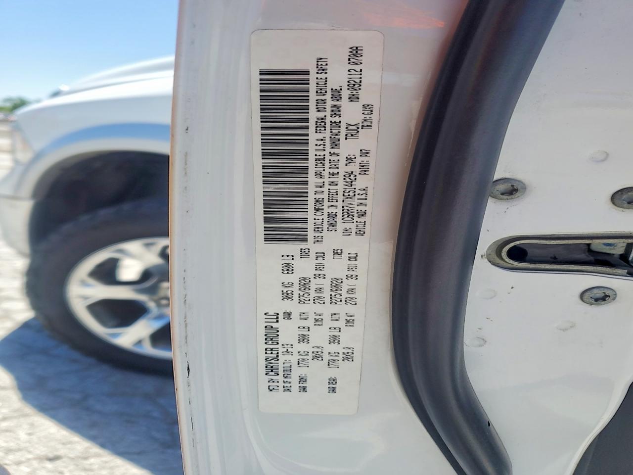 2014 Ram 1500 Laramie White vin: 1C6RR7VTXES144294