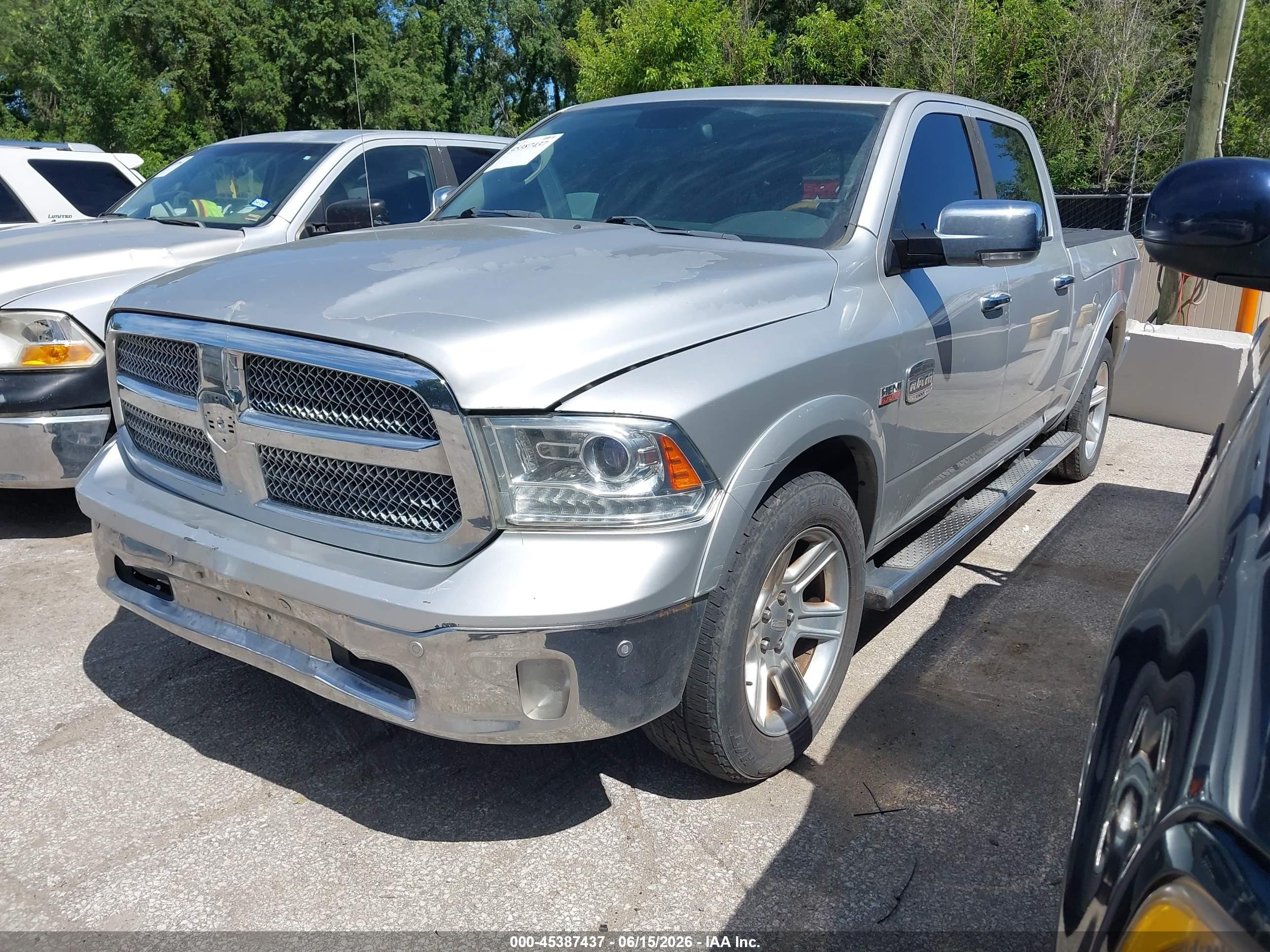 2015 Ram 1500 Laramie Longhorn Gray vin: 1C6RR7WT9FS538739