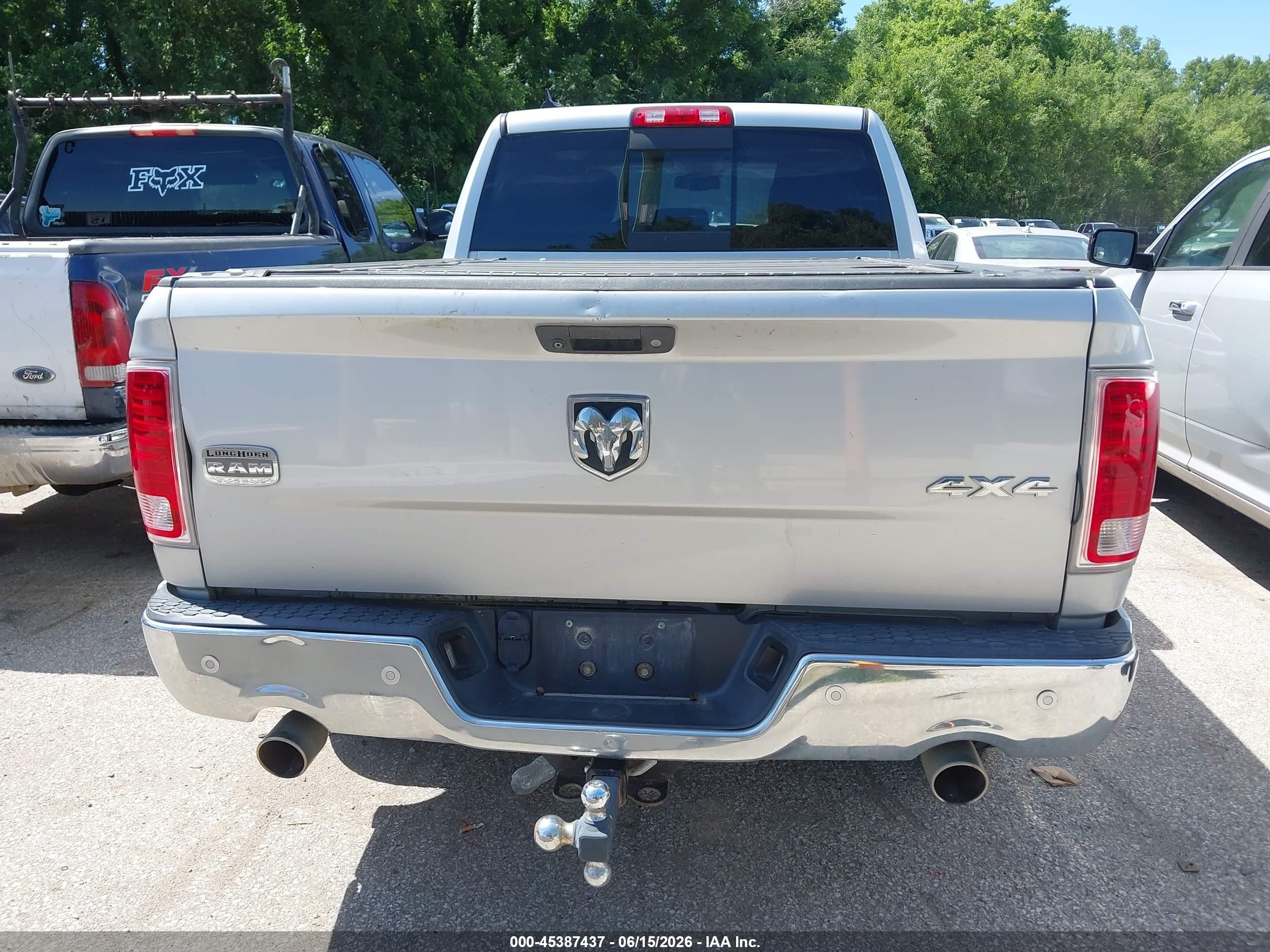 2015 Ram 1500 Laramie Longhorn Gray vin: 1C6RR7WT9FS538739