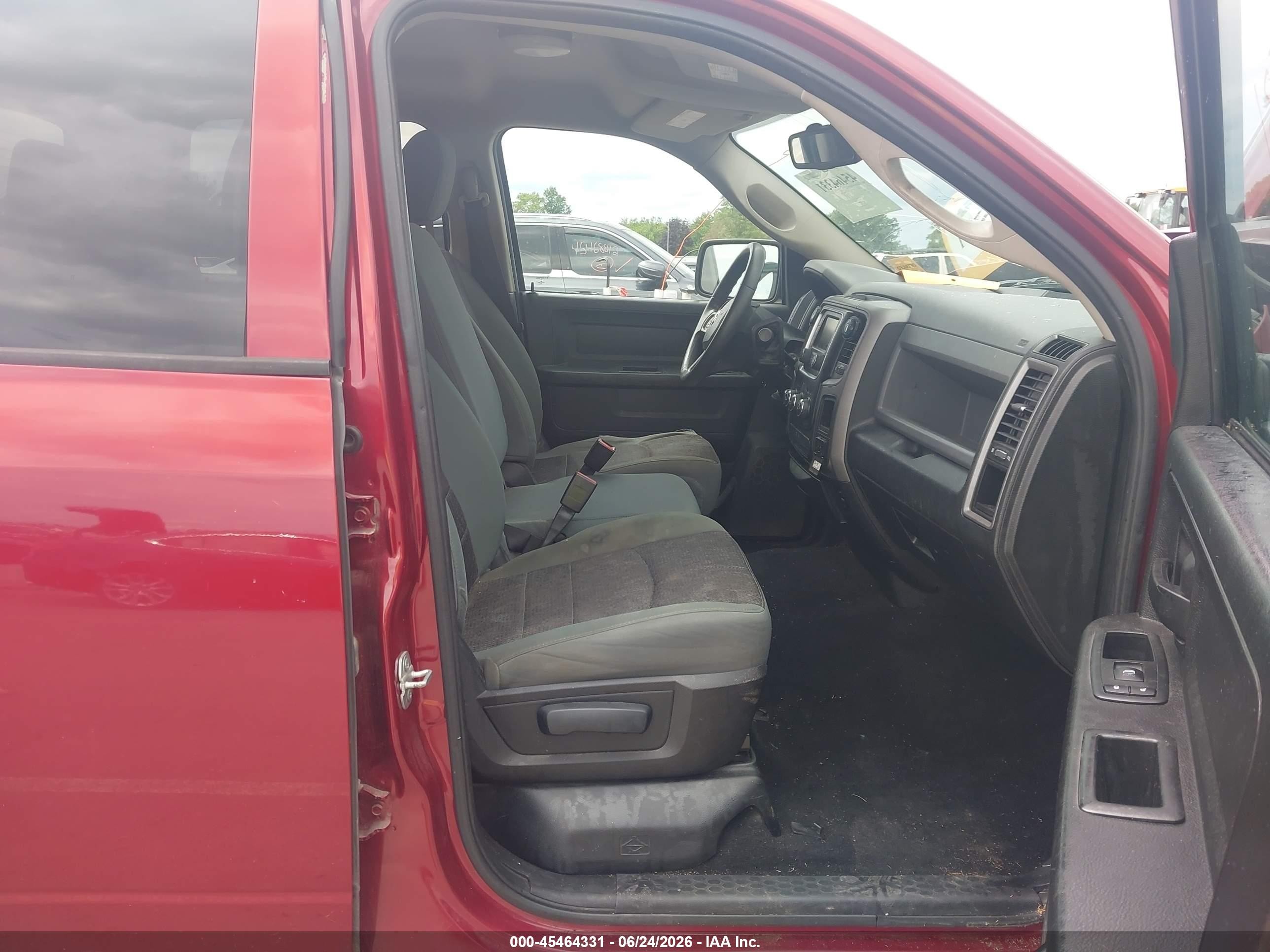 2015 Ram 1500 Ssv Red vin: 1C6RR7XT9FS545754