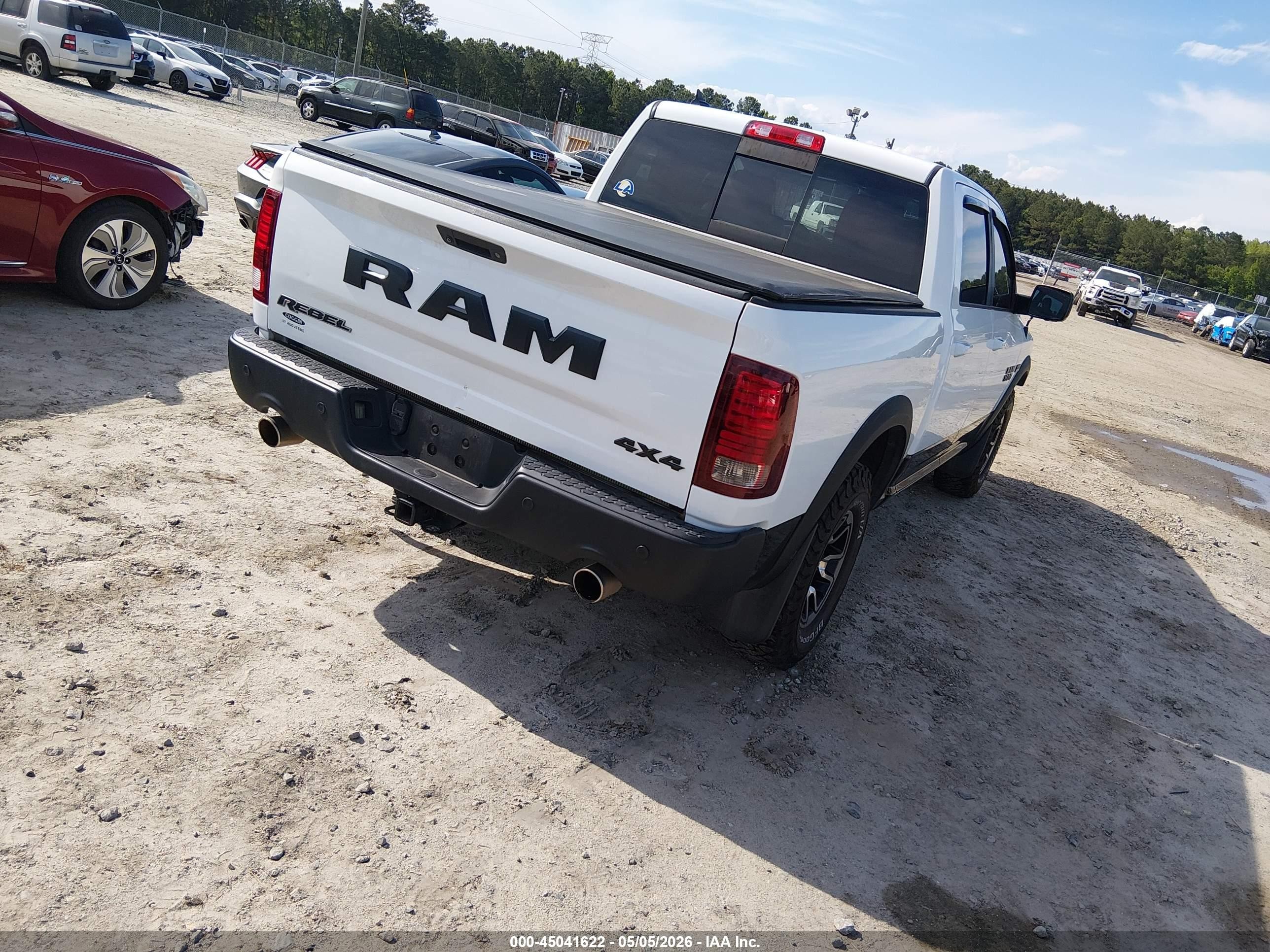 2016 Ram 1500 Rebel Белый vin: 1C6RR7YT0GS127115
