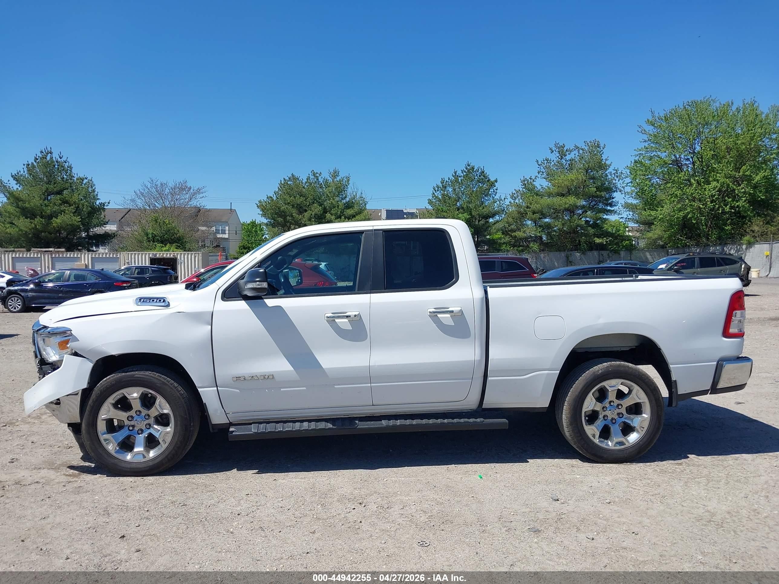 2019 Ram 1500 Big Horn/lone Star  4x2 6'4 Box Белый vin: 1C6RREBG0KN655552