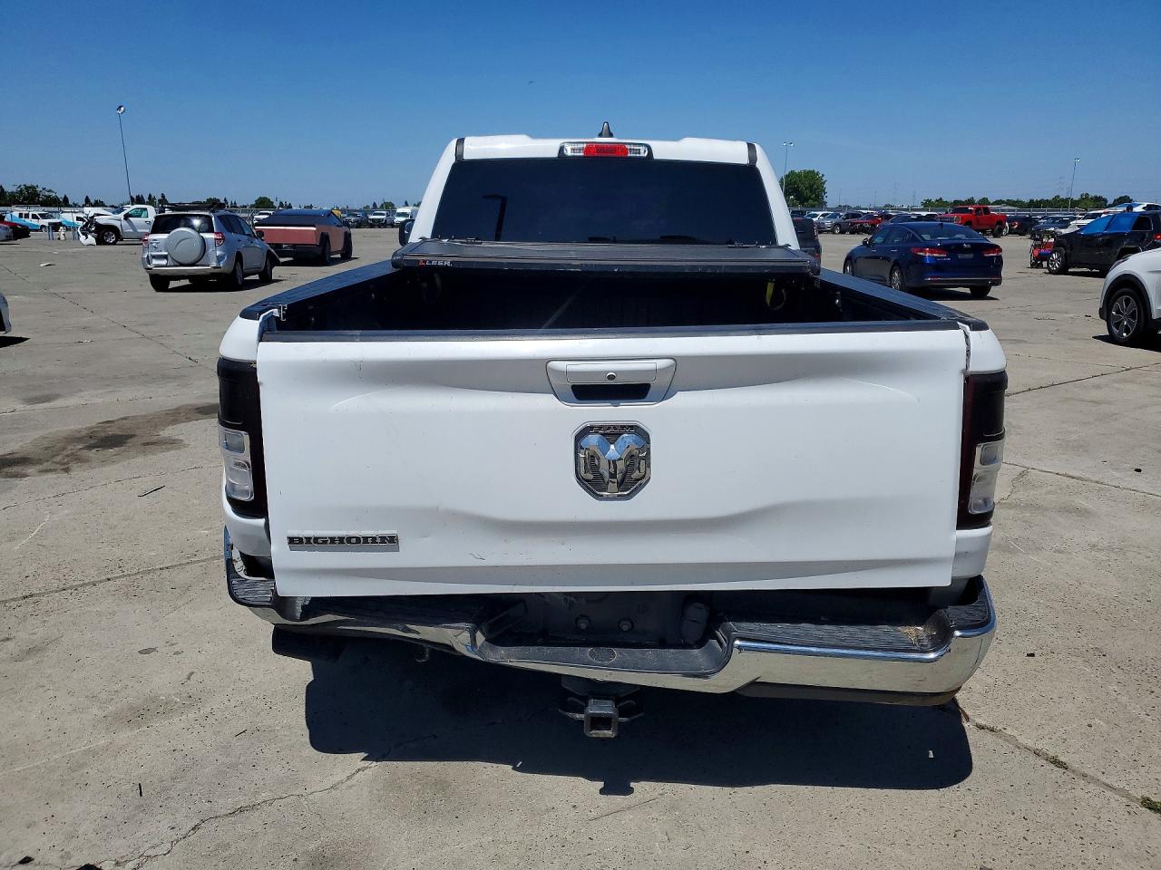 2021 Ram 1500 Big Horn White vin: 1C6RREBG3MN747306