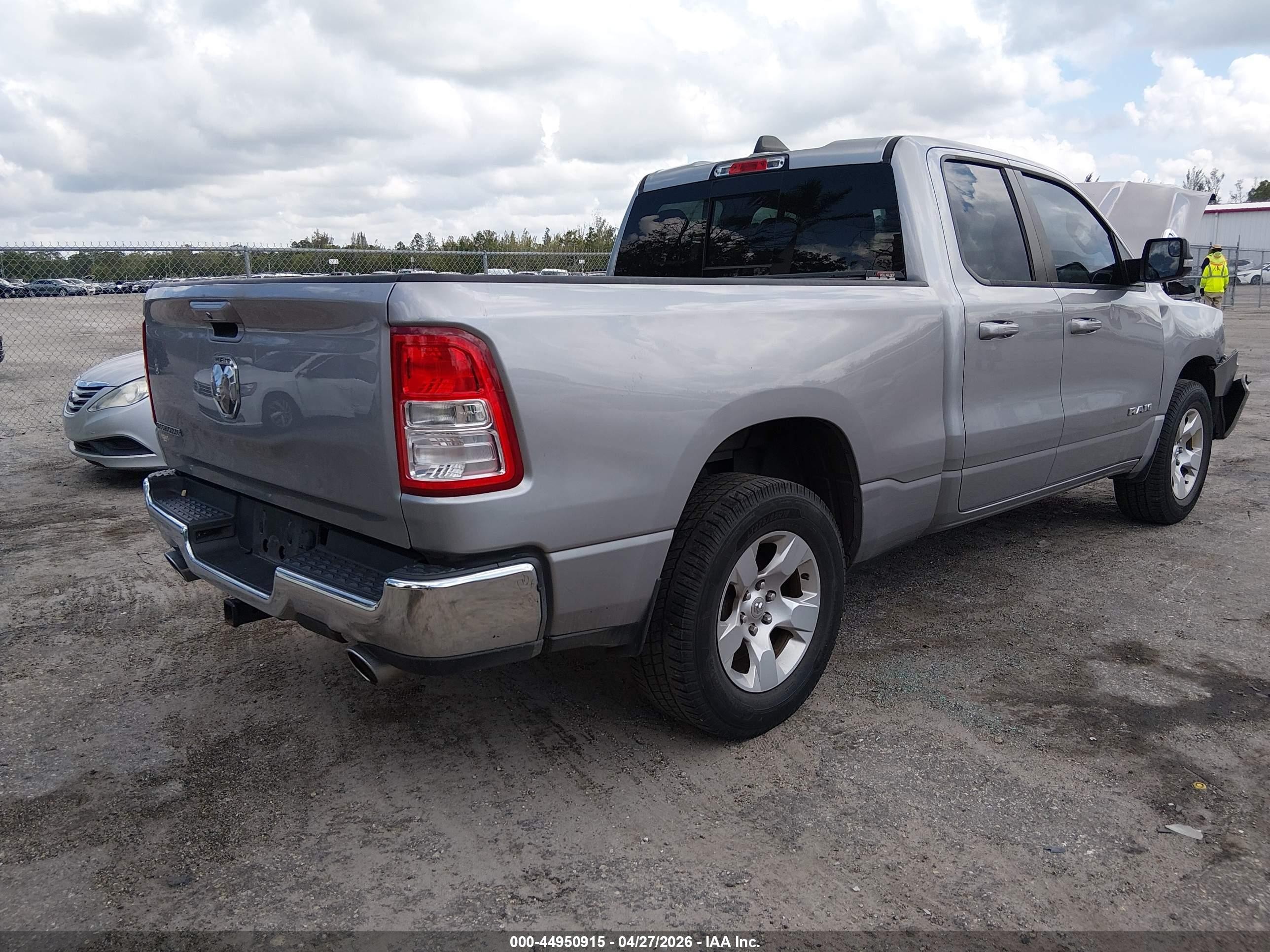 2021 Ram 1500 Big Horn  4x2 6'4 Box Silver vin: 1C6RREBT9MN530209