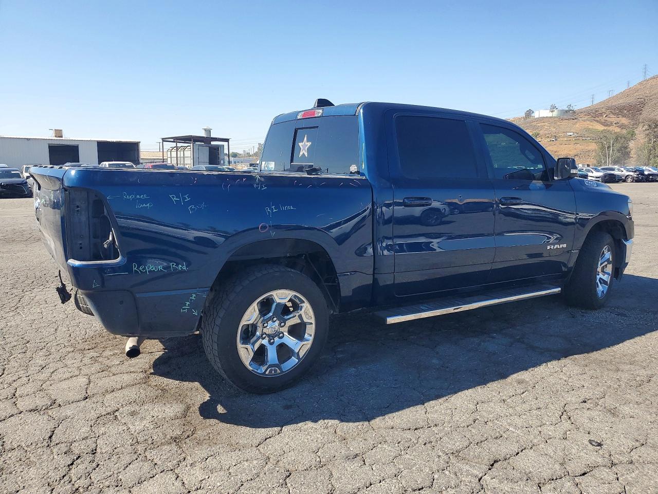 2021 Ram 1500 Big Horn Blue vin: 1C6RREFG7MN802172