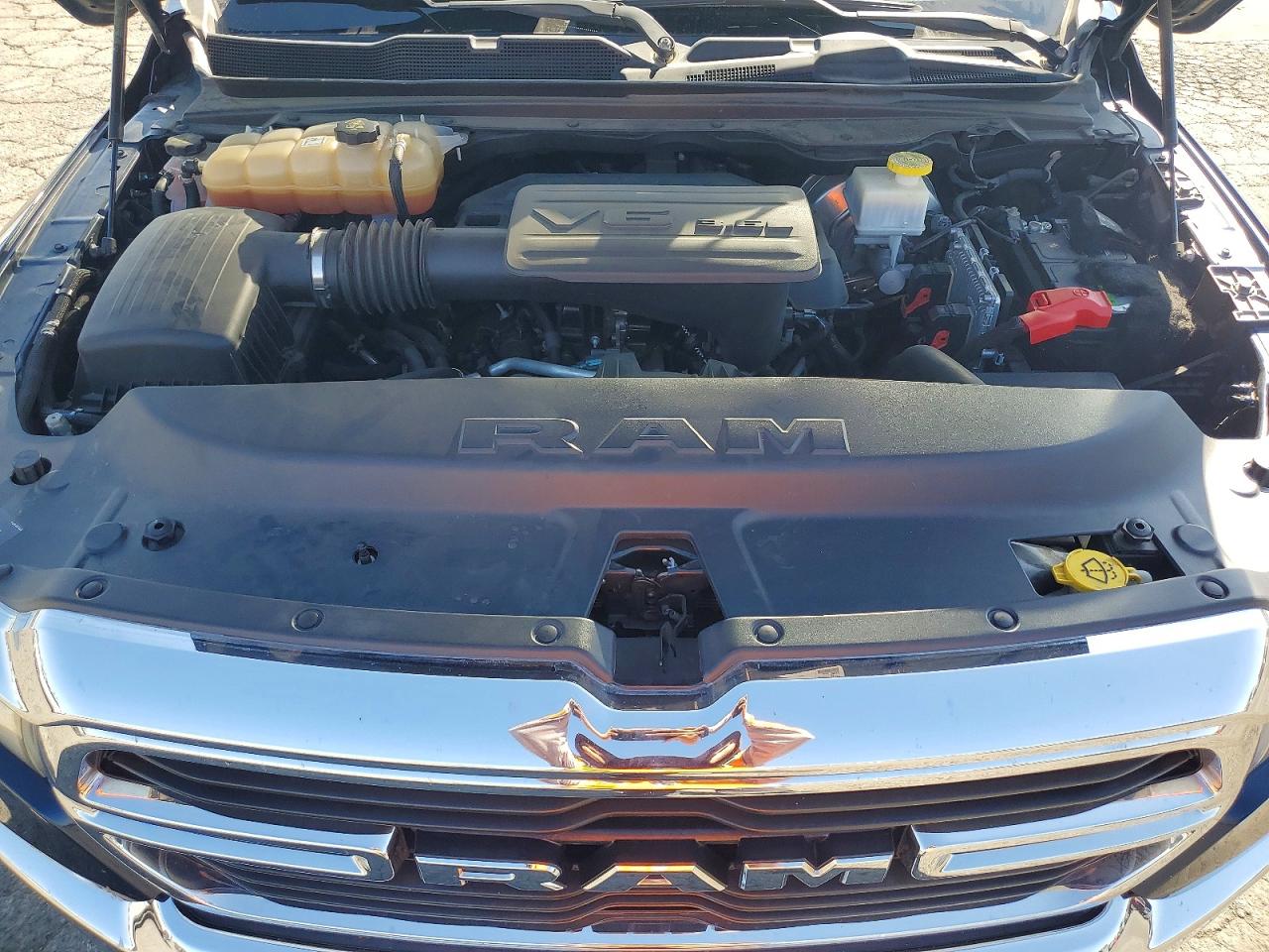 2021 Ram 1500 Big Horn Blue vin: 1C6RREFG7MN802172
