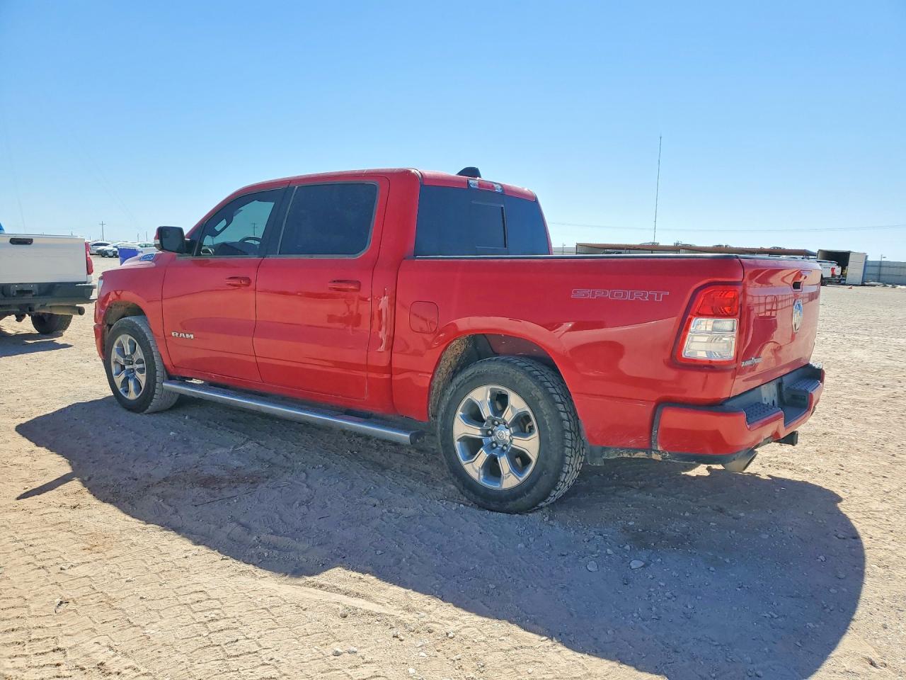 2022 Ram 1500 Big Horn Красный vin: 1C6RREFM9NN446086