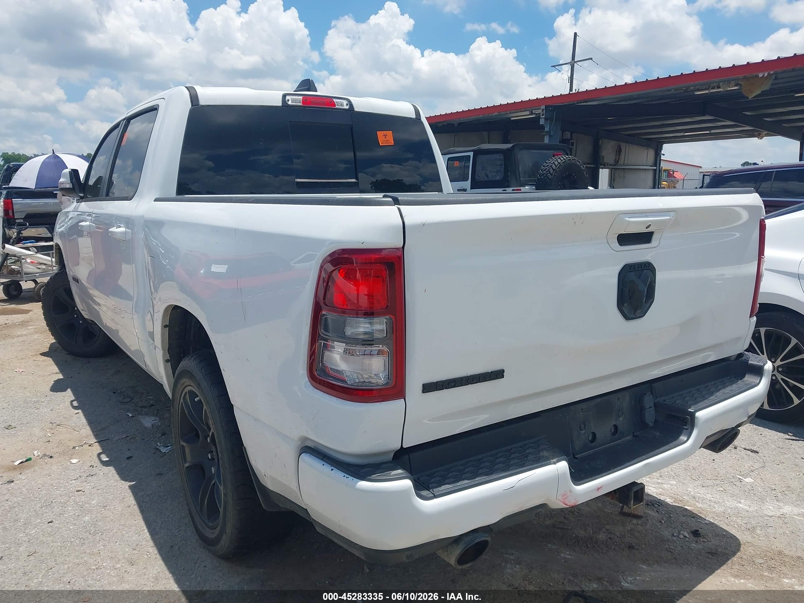 2020 Ram 1500 Big Horn  4x2 5'7 Box White vin: 1C6RREFT0LN186553