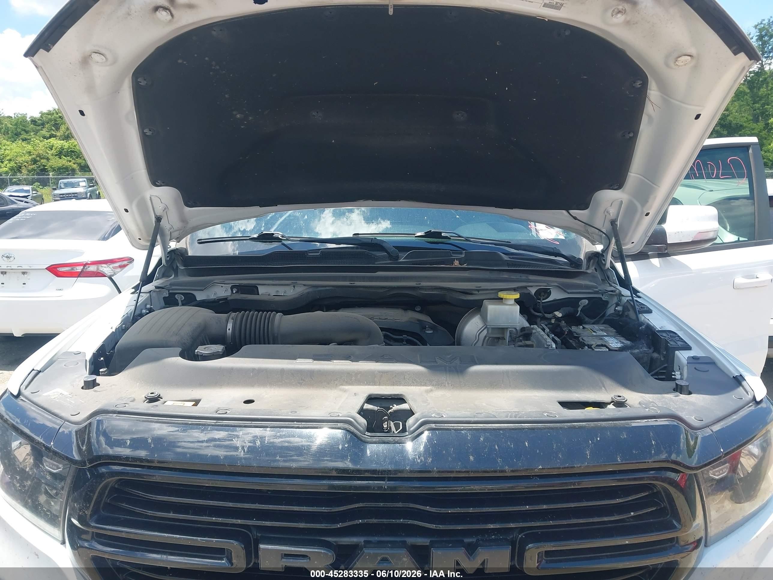 2020 Ram 1500 Big Horn  4x2 5'7 Box White vin: 1C6RREFT0LN186553