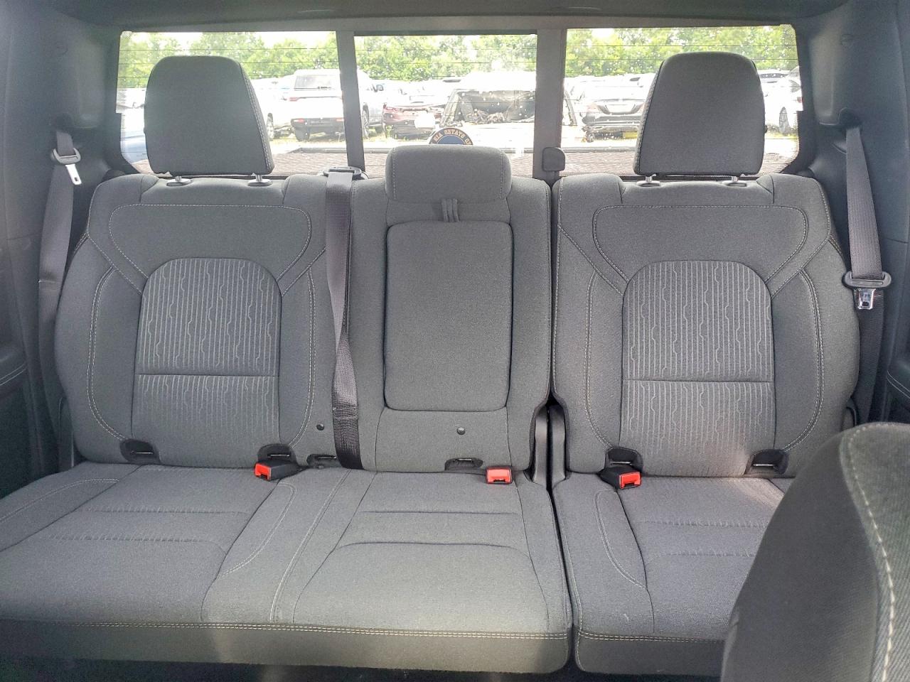 2021 Ram 1500 Big Horn Gray vin: 1C6RREFT4MN575505