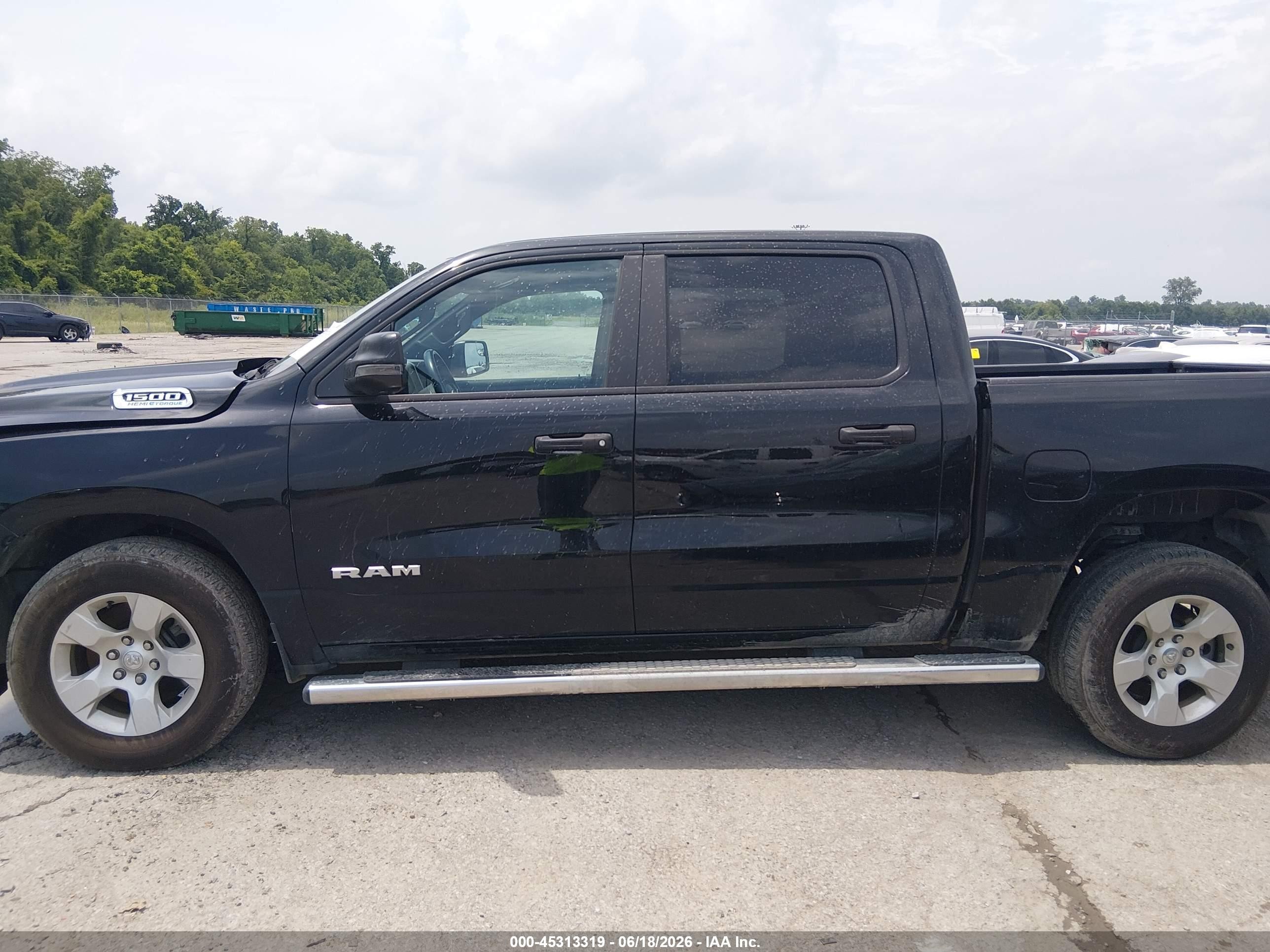 2023 Ram 1500 Big Horn  4x2 5'7 Box Black vin: 1C6RREFT5PN579180