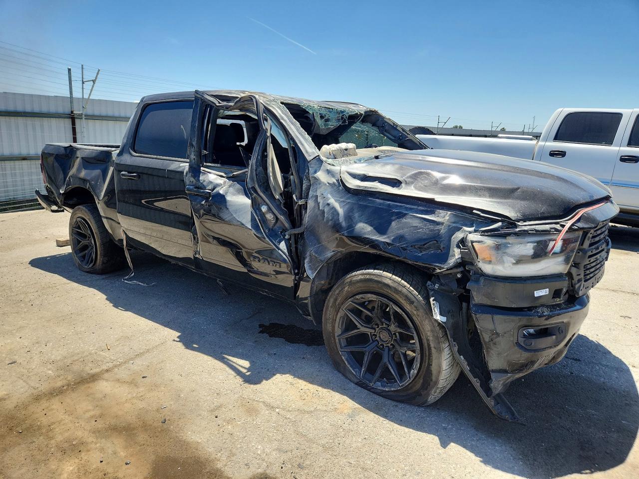 2019 Ram 1500 Big Horn Черный vin: 1C6RREFT9KN740476