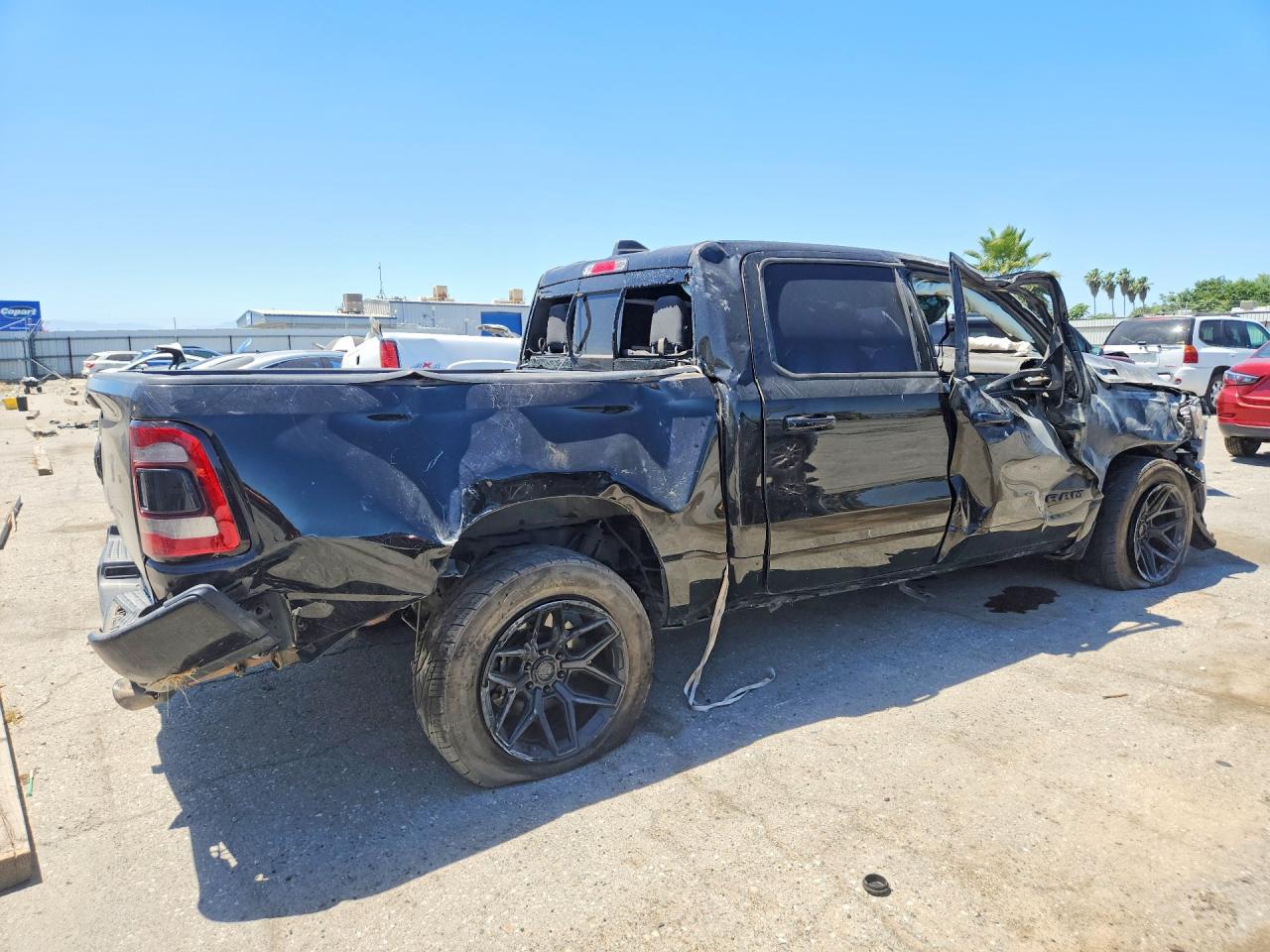 2019 Ram 1500 Big Horn Черный vin: 1C6RREFT9KN740476