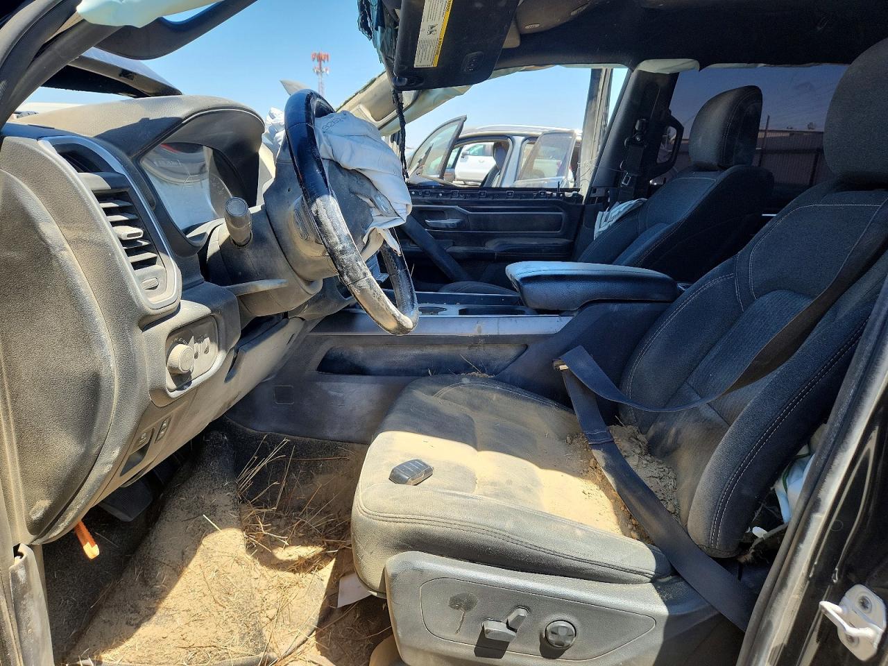 2019 Ram 1500 Big Horn Черный vin: 1C6RREFT9KN740476