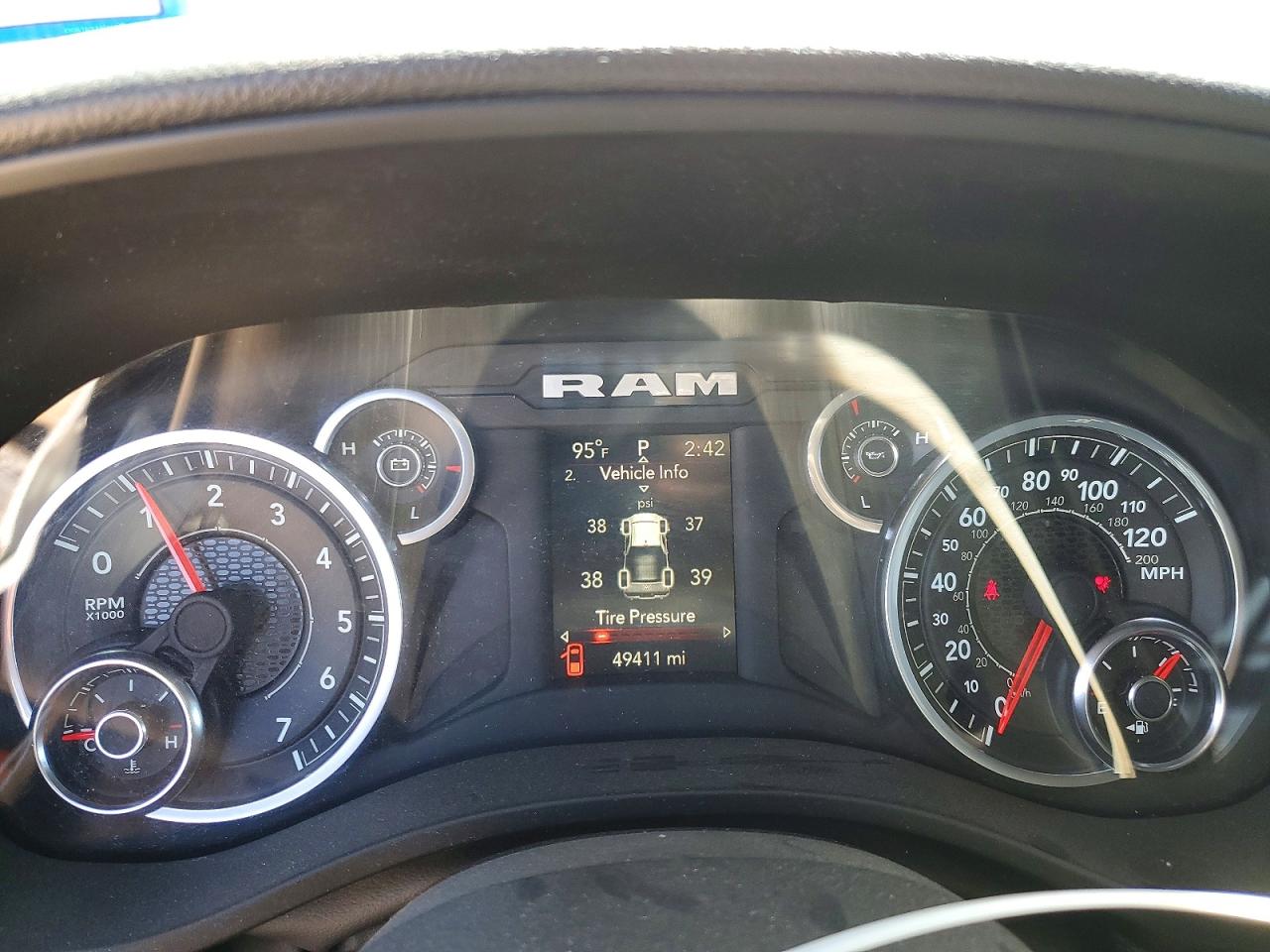 2023 Ram 1500 Tradesman White vin: 1C6RREGT5PN654359