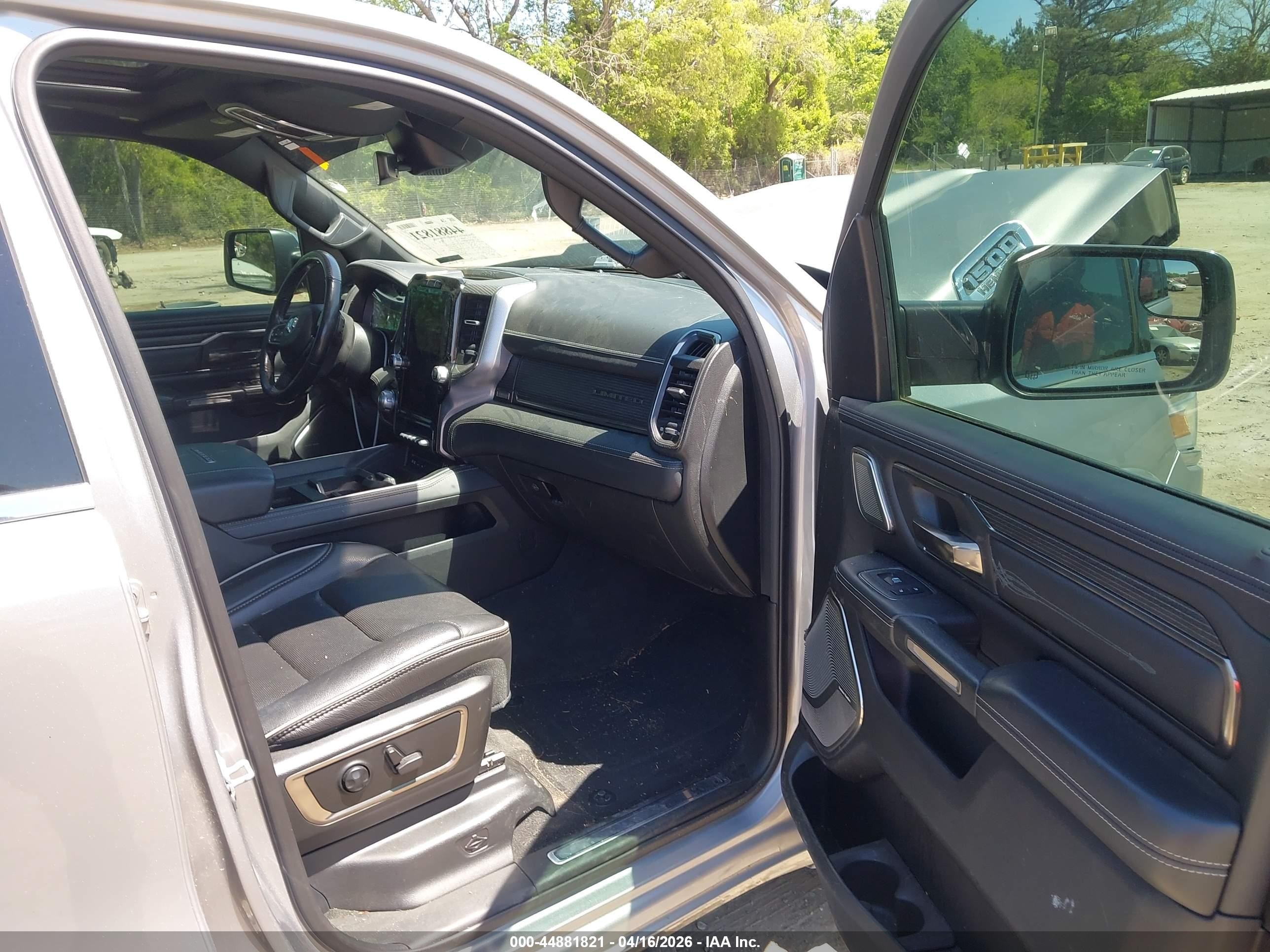 2019 Ram 1500 Limited  4x2 5'7 Box Gray vin: 1C6RREHT4KN800709