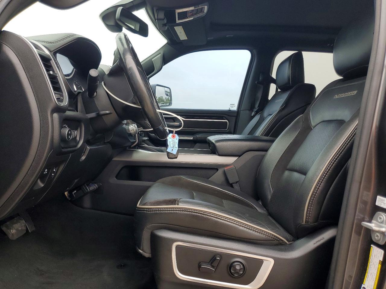 2020 Ram 1500 Laramie Серый vin: 1C6RREJT0LN193204