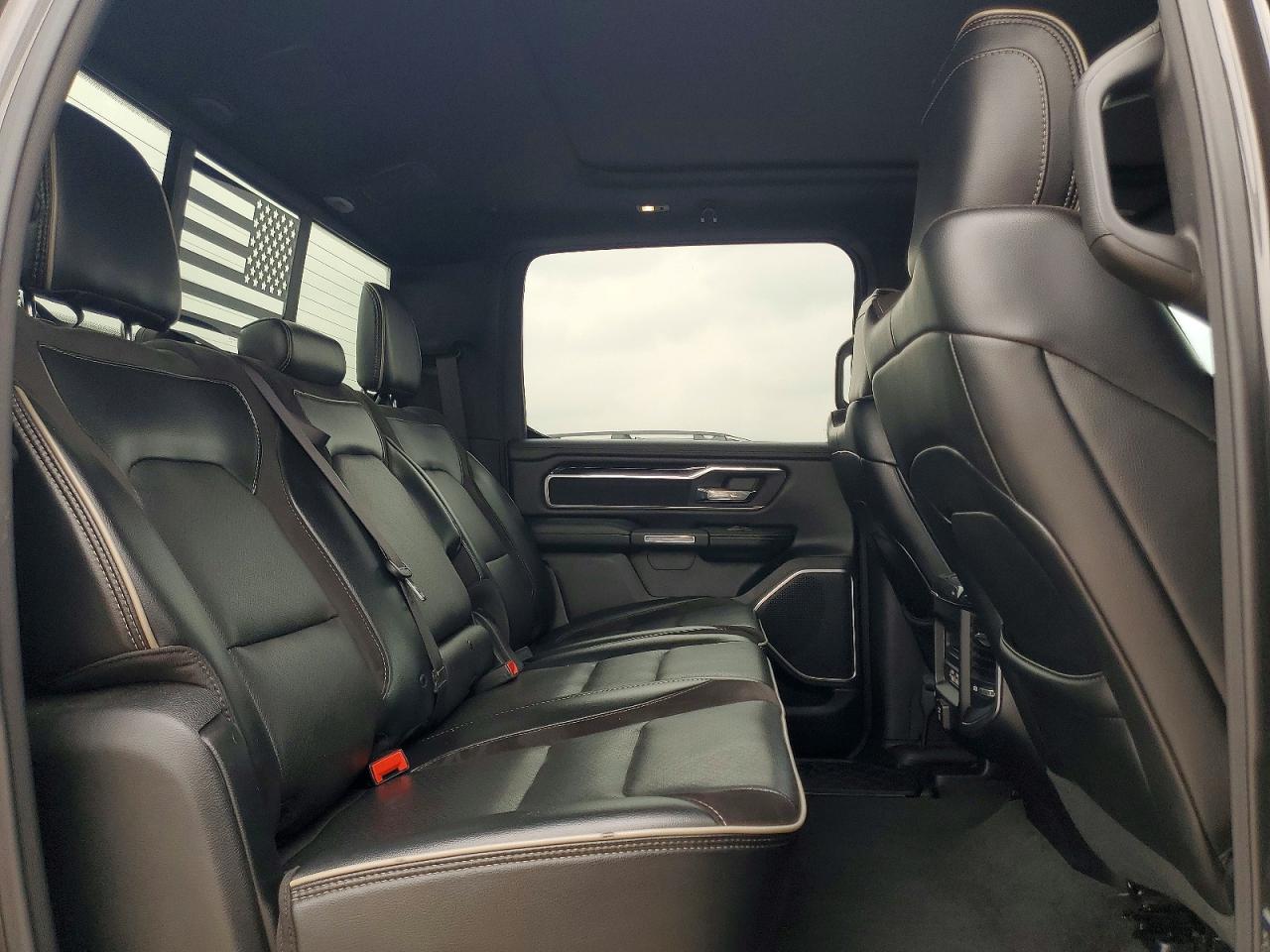 2020 Ram 1500 Laramie Серый vin: 1C6RREJT0LN193204